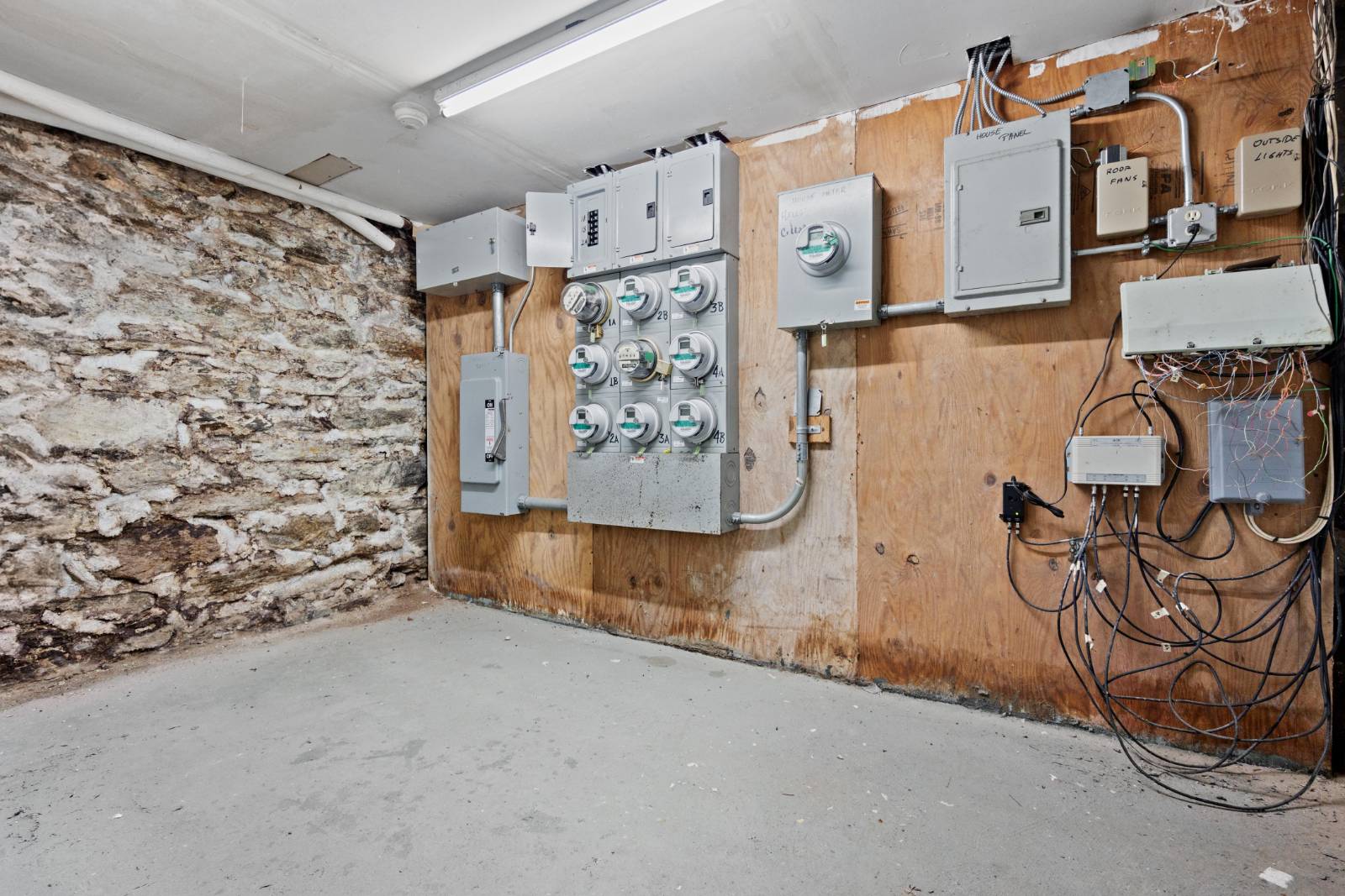 #5 photo, 201 Pulaski Street, ブルックリン区 Bedford-Stuyvesant , NY 11205