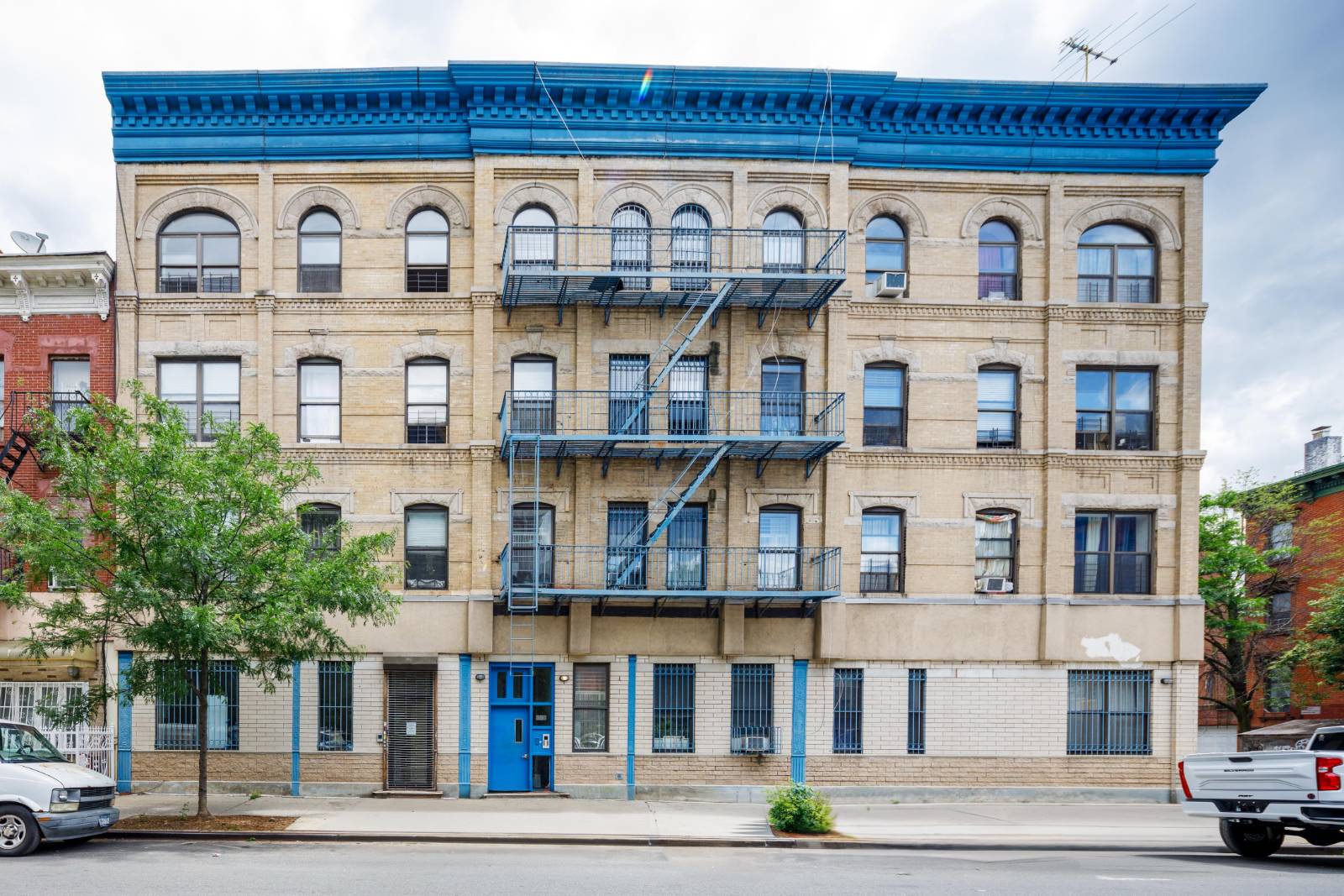 #1 photo, 335 Franklin Avenue, ブルックリン区 Bedford-Stuyvesant , NY 11238