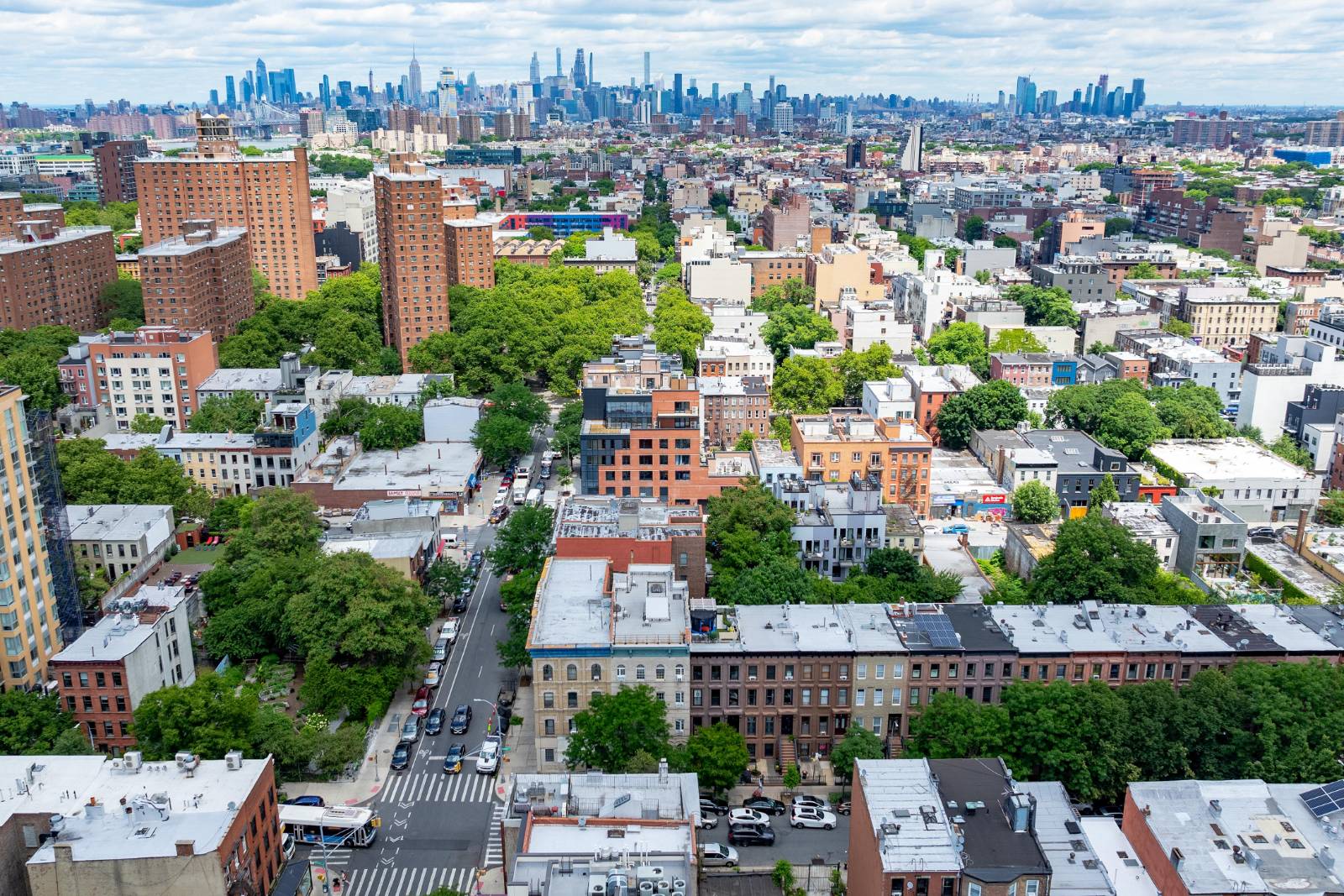 #4 photo, 335 Franklin Avenue, ブルックリン区 Bedford-Stuyvesant , NY 11238