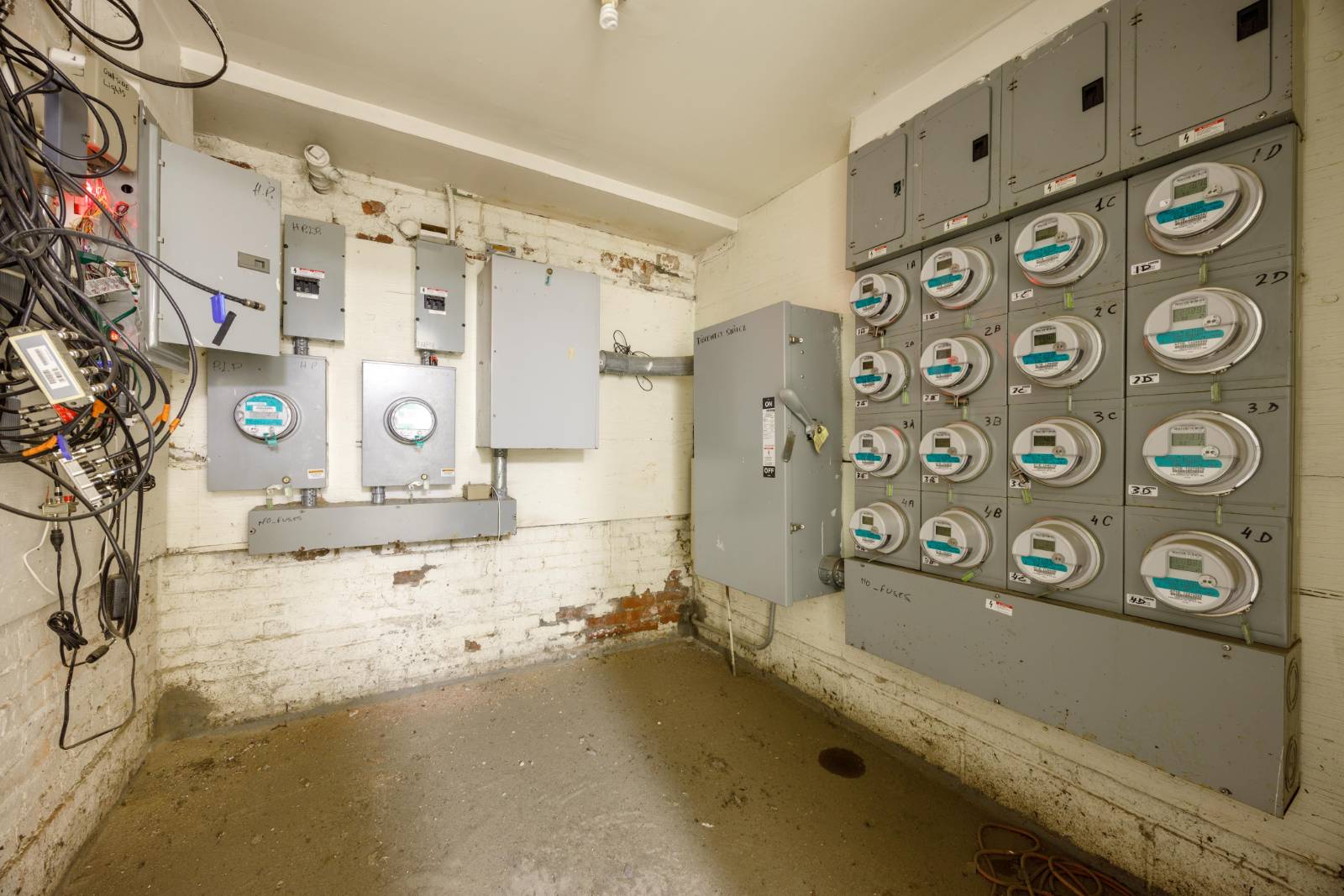 #11 photo, 327 Franklin Avenue, ブルックリン区 Bedford-Stuyvesant , NY 11238