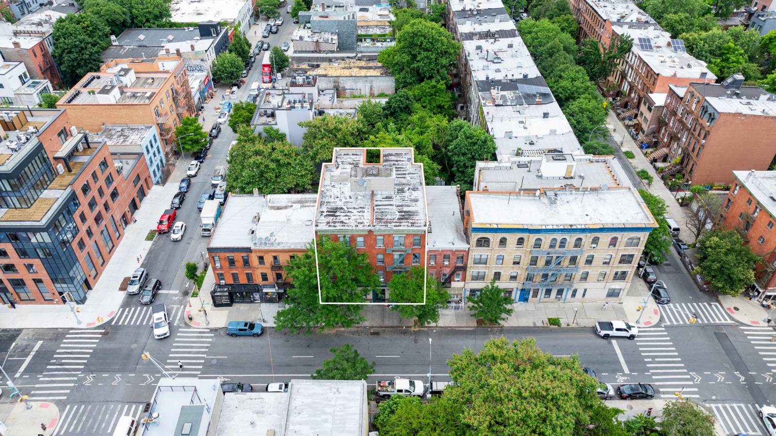 #4 photo, 327 Franklin Avenue, ブルックリン区 Bedford-Stuyvesant , NY 11238