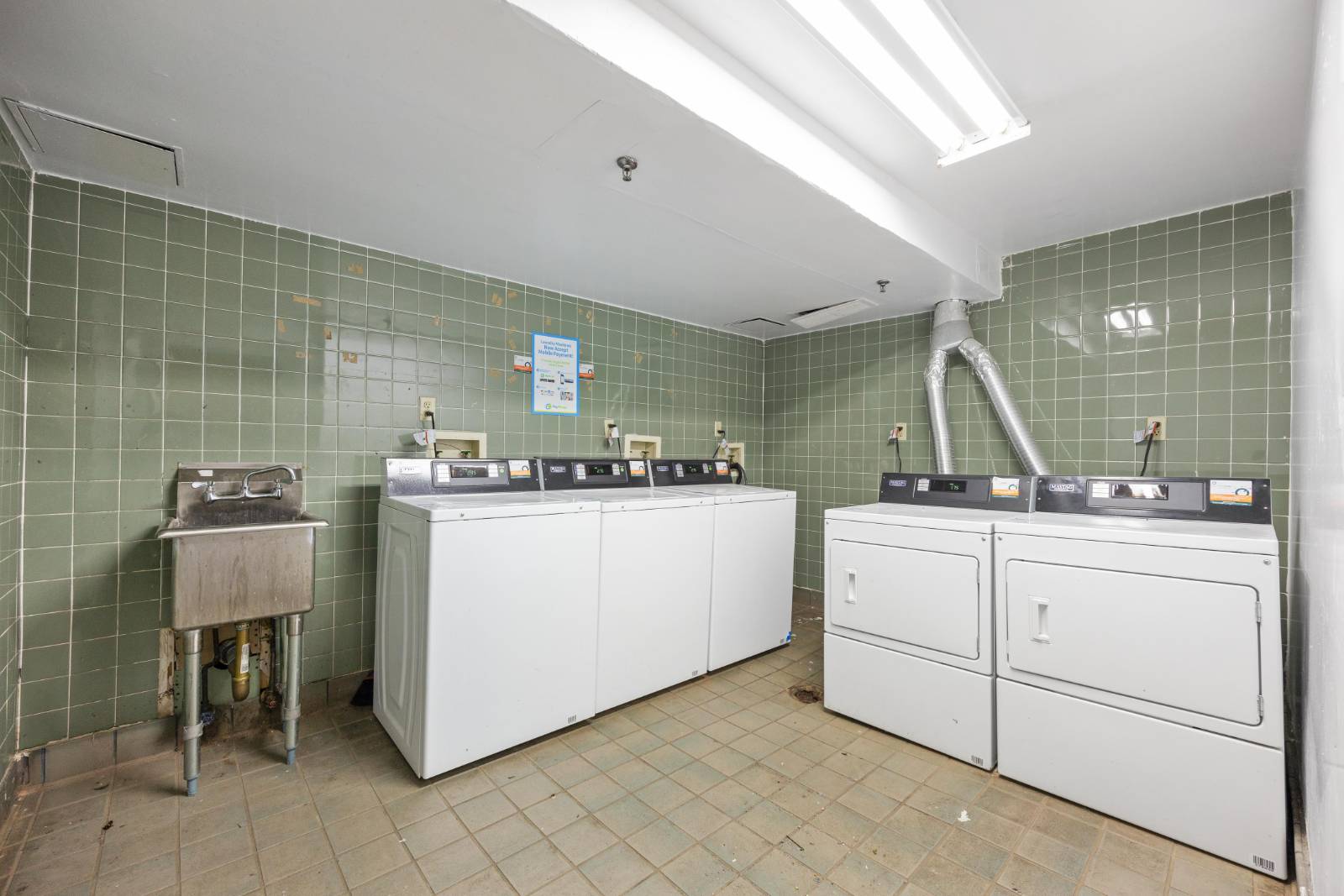 #7 photo, 327 Franklin Avenue, ブルックリン区 Bedford-Stuyvesant , NY 11238