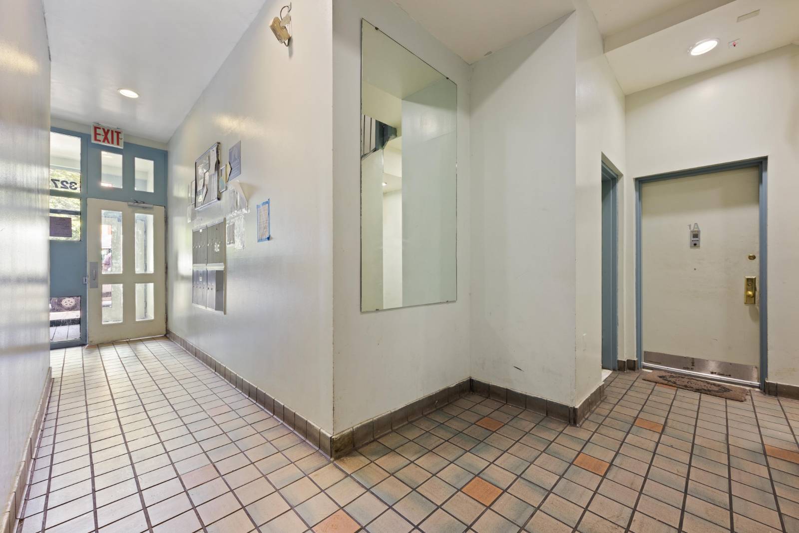 #8 photo, 327 Franklin Avenue, ブルックリン区 Bedford-Stuyvesant , NY 11238