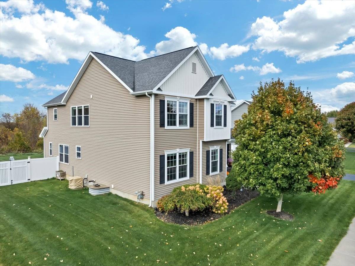 #2 photo, 13 Coronado Way, Malta , NY 12020