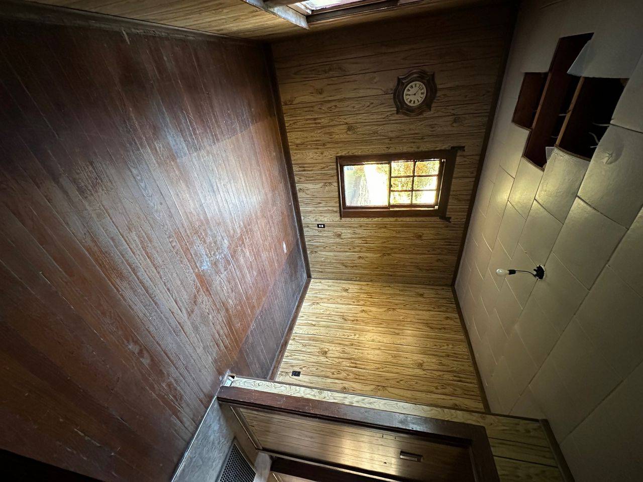 #22 photo, 9 West End Ave, Loch Sheldrake , NY 12759