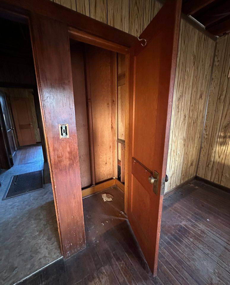 #32 photo, 9 West End Ave, Loch Sheldrake , NY 12759