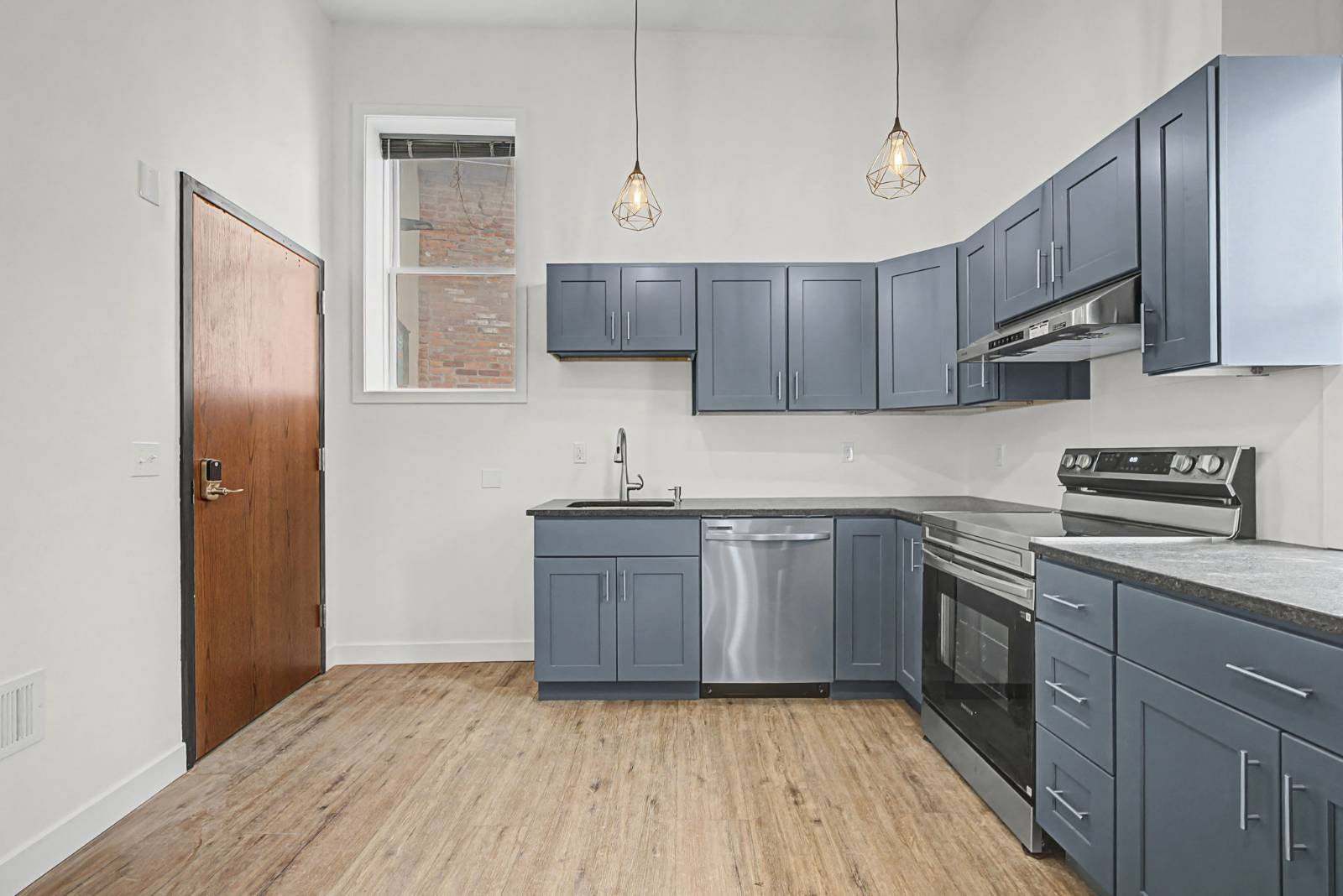 #2 photo, 414 Union Street, #B, Schenectady , NY 12305