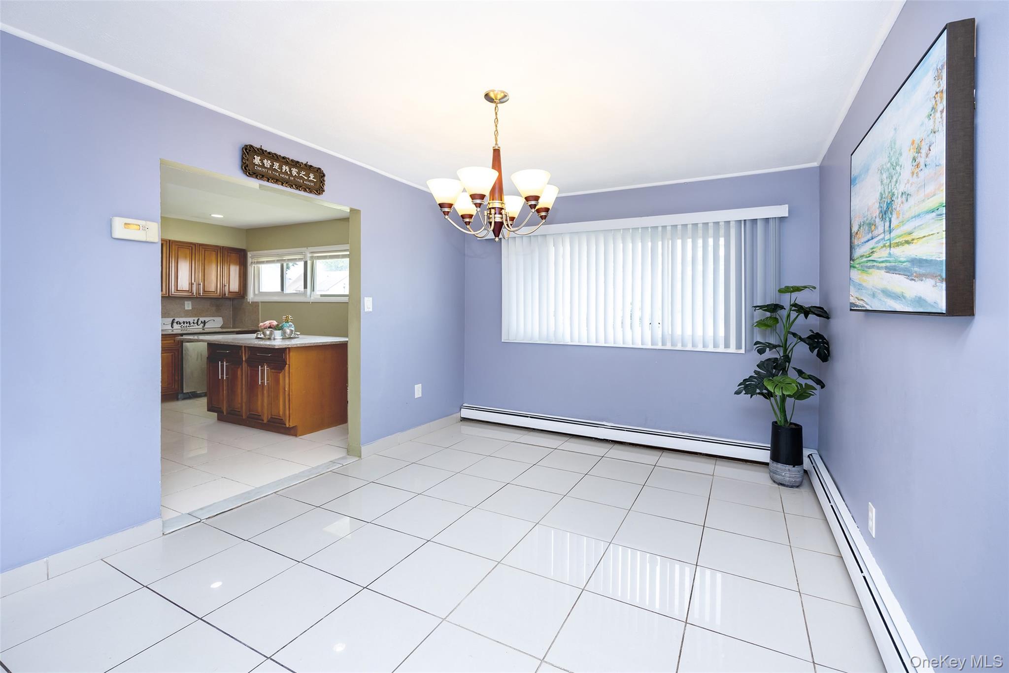 #10 photo, 201 Sprucewood Drive, ナッソー郡 Levittown , NY 11756