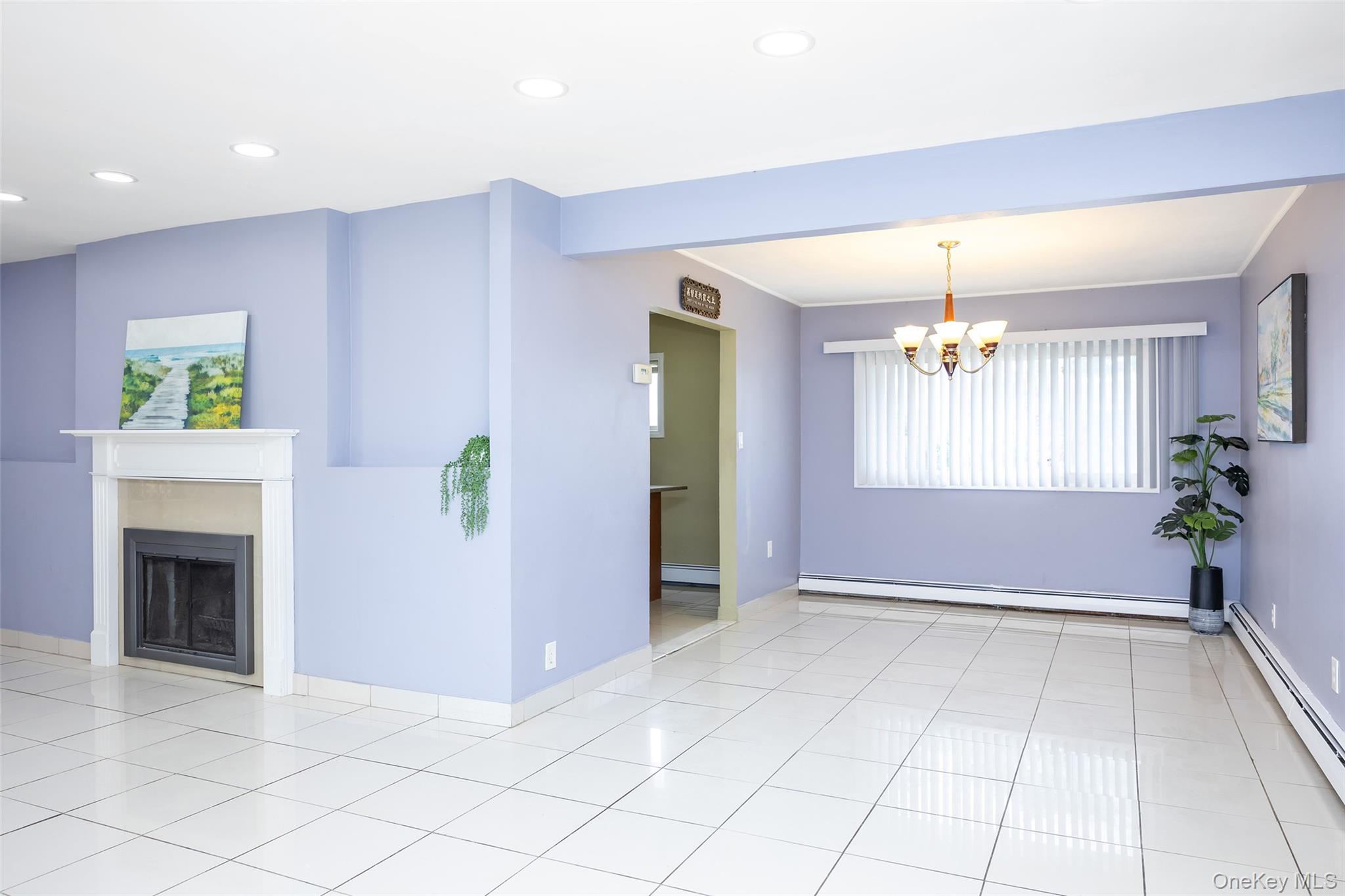 #5 photo, 201 Sprucewood Drive, ナッソー郡 Levittown , NY 11756