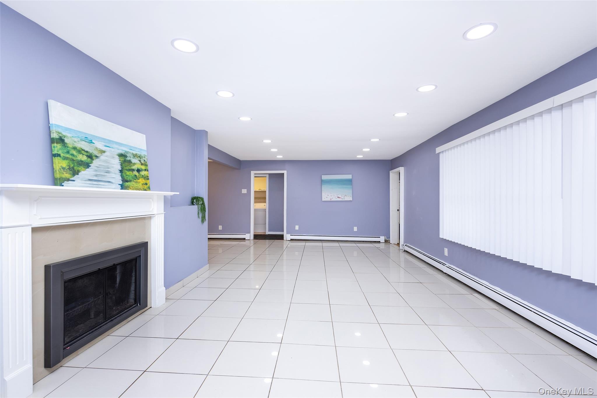 #9 photo, 201 Sprucewood Drive, ナッソー郡 Levittown , NY 11756