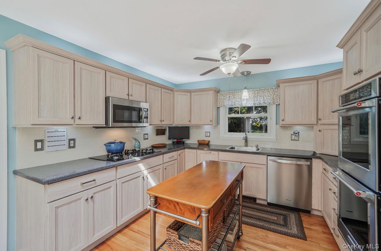 #6 photo, 50 Head Of The Neck Road, サフォーク郡 Bellport , NY 11713