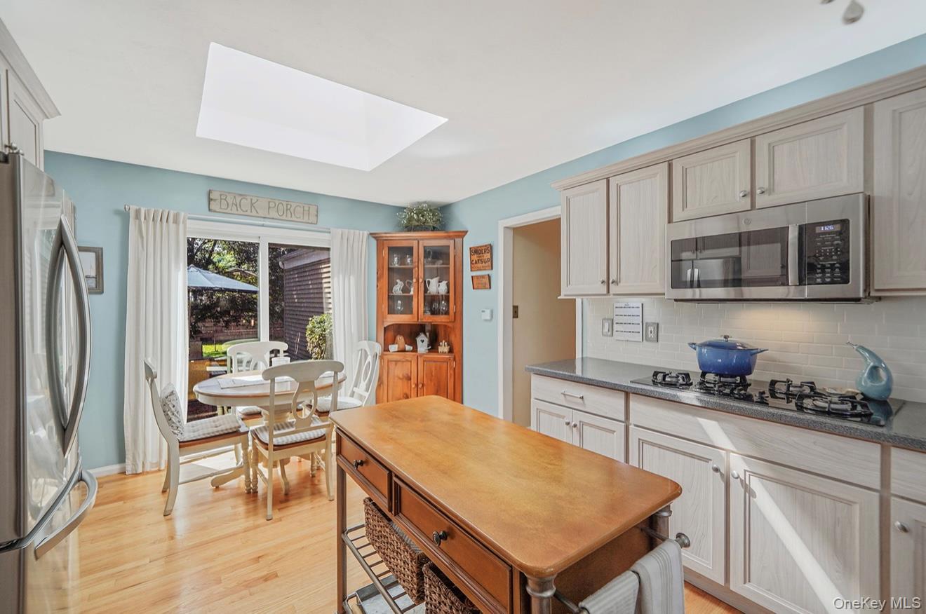 #7 photo, 50 Head Of The Neck Road, サフォーク郡 Bellport , NY 11713