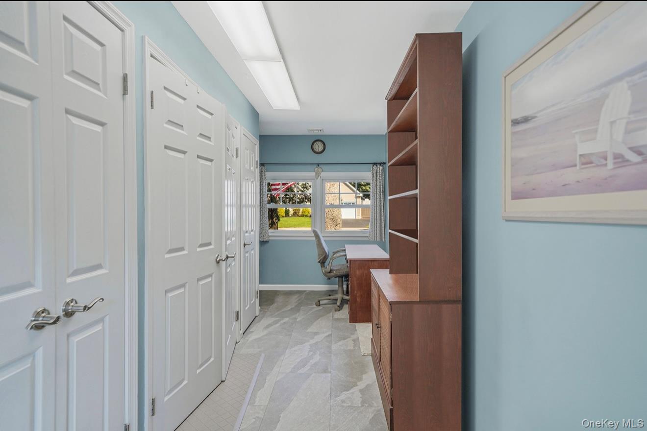 #9 photo, 50 Head Of The Neck Road, サフォーク郡 Bellport , NY 11713