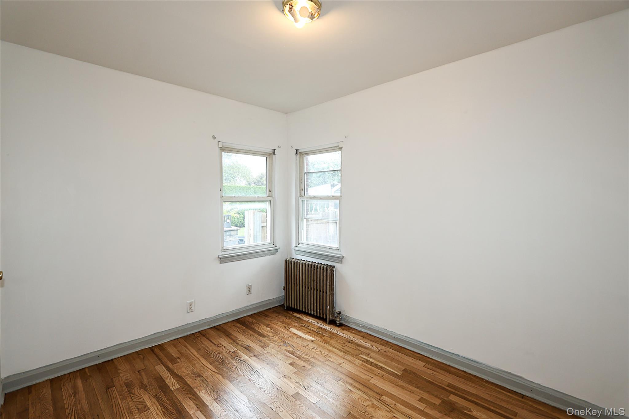 #14 photo, 33 Cherry Lane, Carle Place , NY 11514