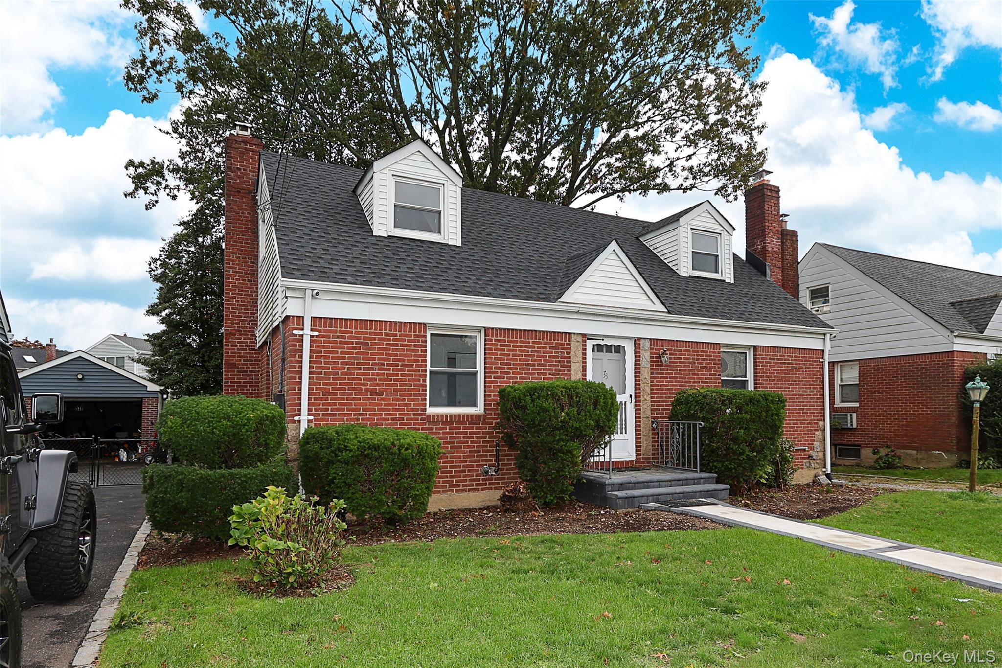 #2 photo, 33 Cherry Lane, Carle Place , NY 11514