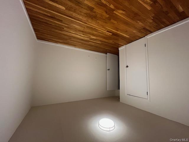 #9 photo, 100 Manhasset Avenue, Port Washington , NY 11050