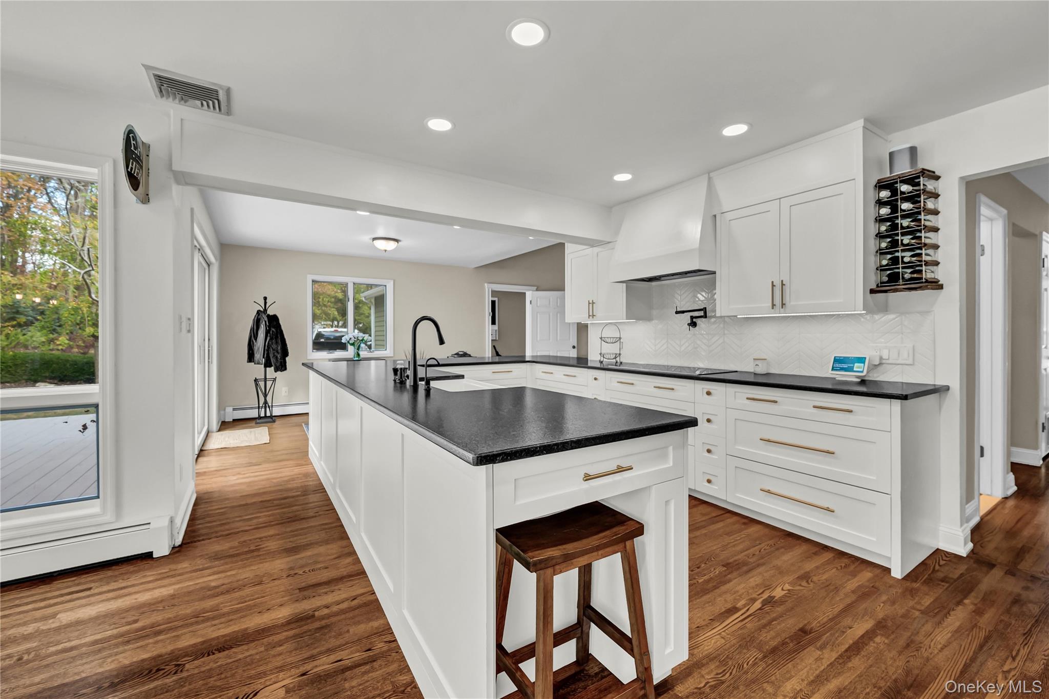 #14 photo, 151 Oak Ridge Circle, Mahopac , NY 10541