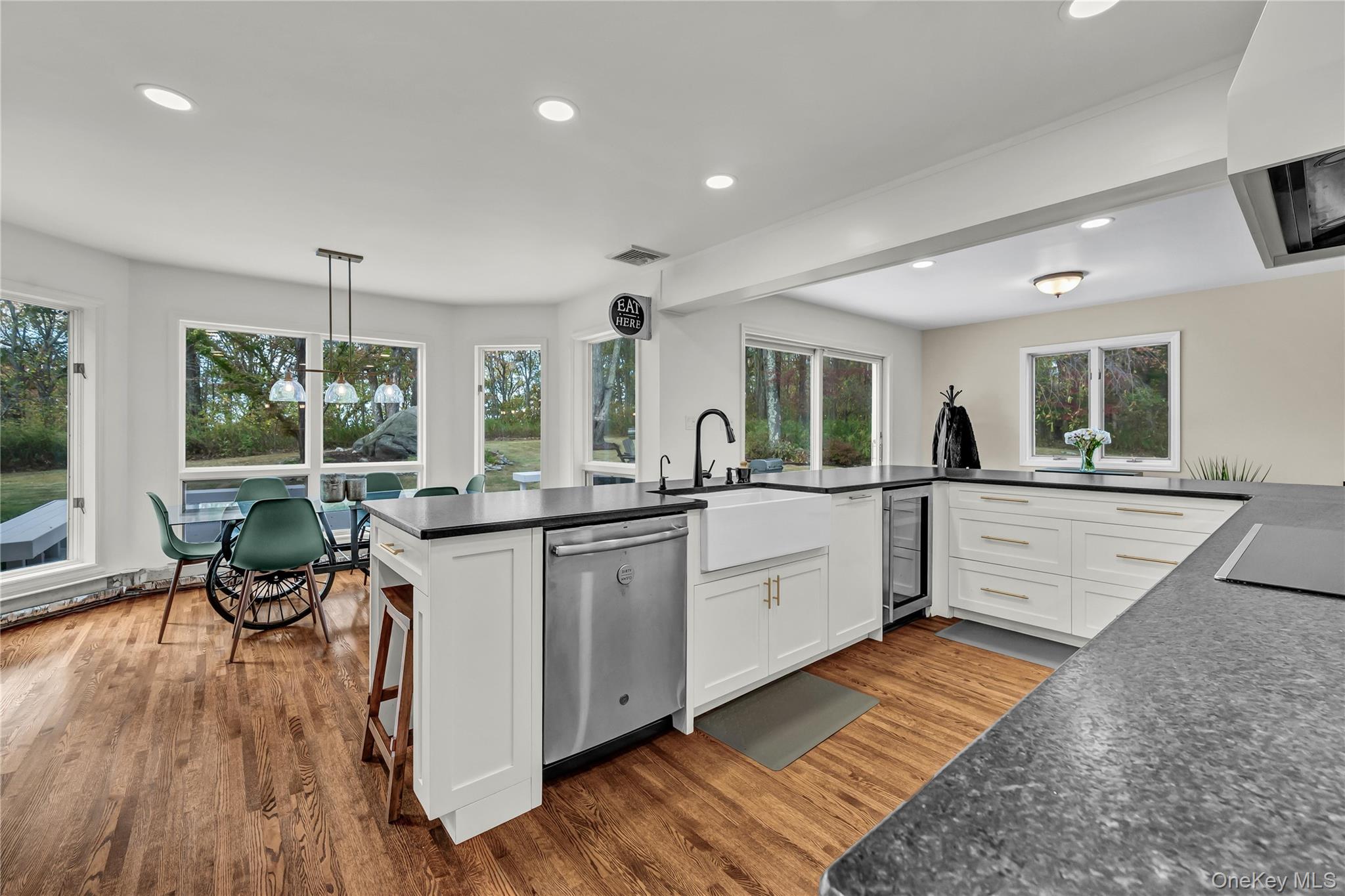 #16 photo, 151 Oak Ridge Circle, Mahopac , NY 10541