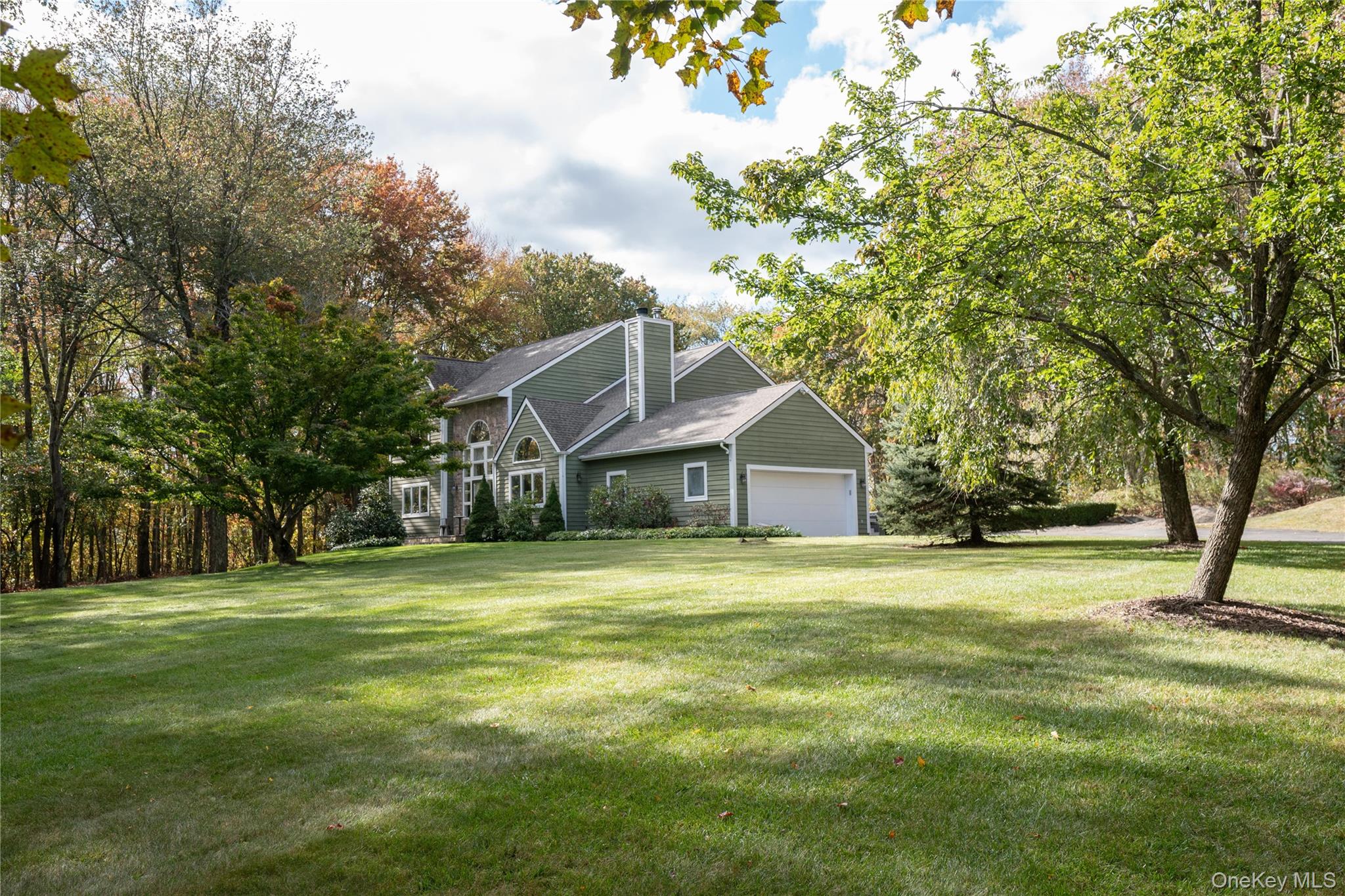 #2 photo, 151 Oak Ridge Circle, Mahopac , NY 10541