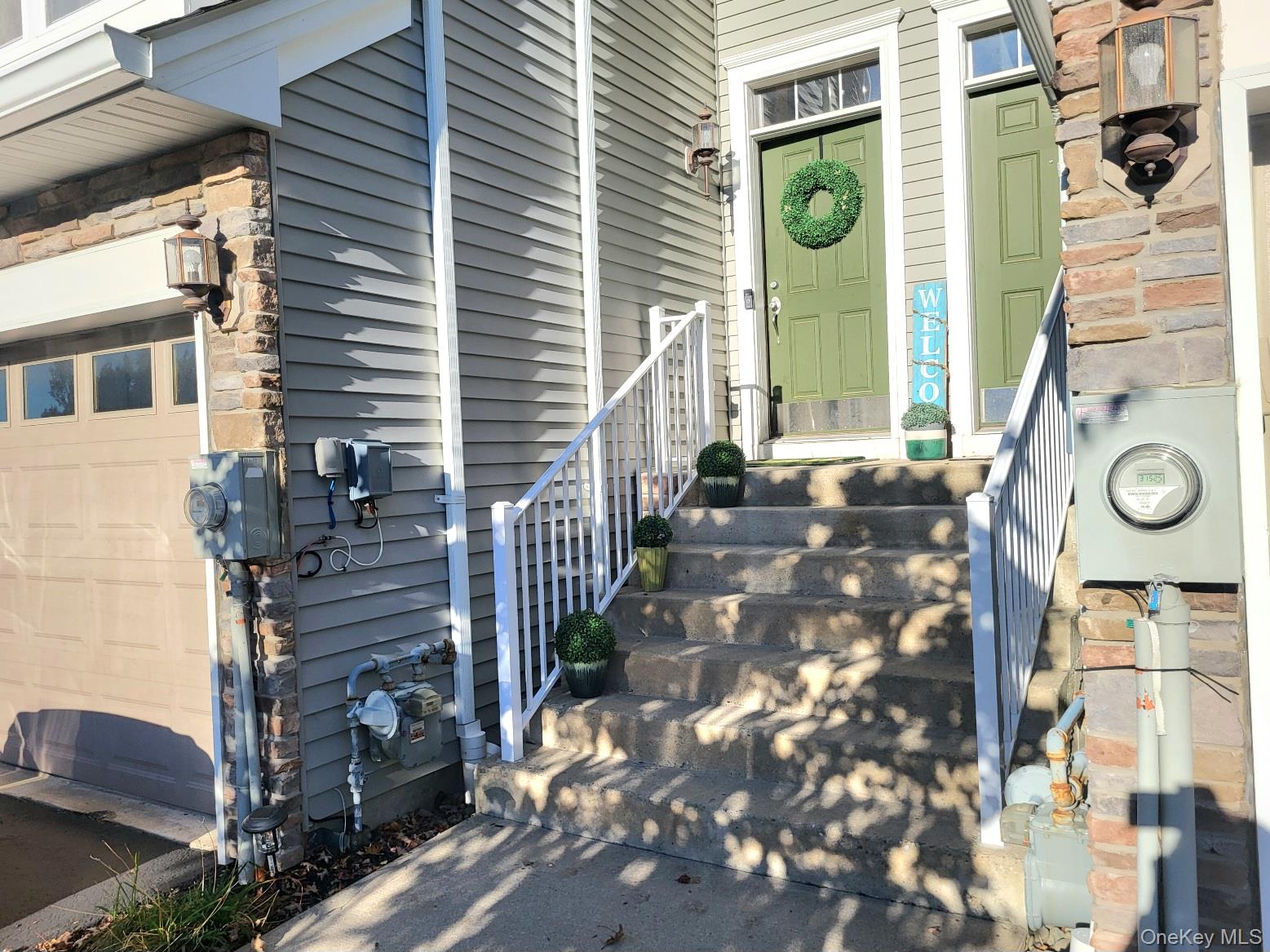 #2 photo, 1404 Hawthorn Way, New Windsor , NY 12553