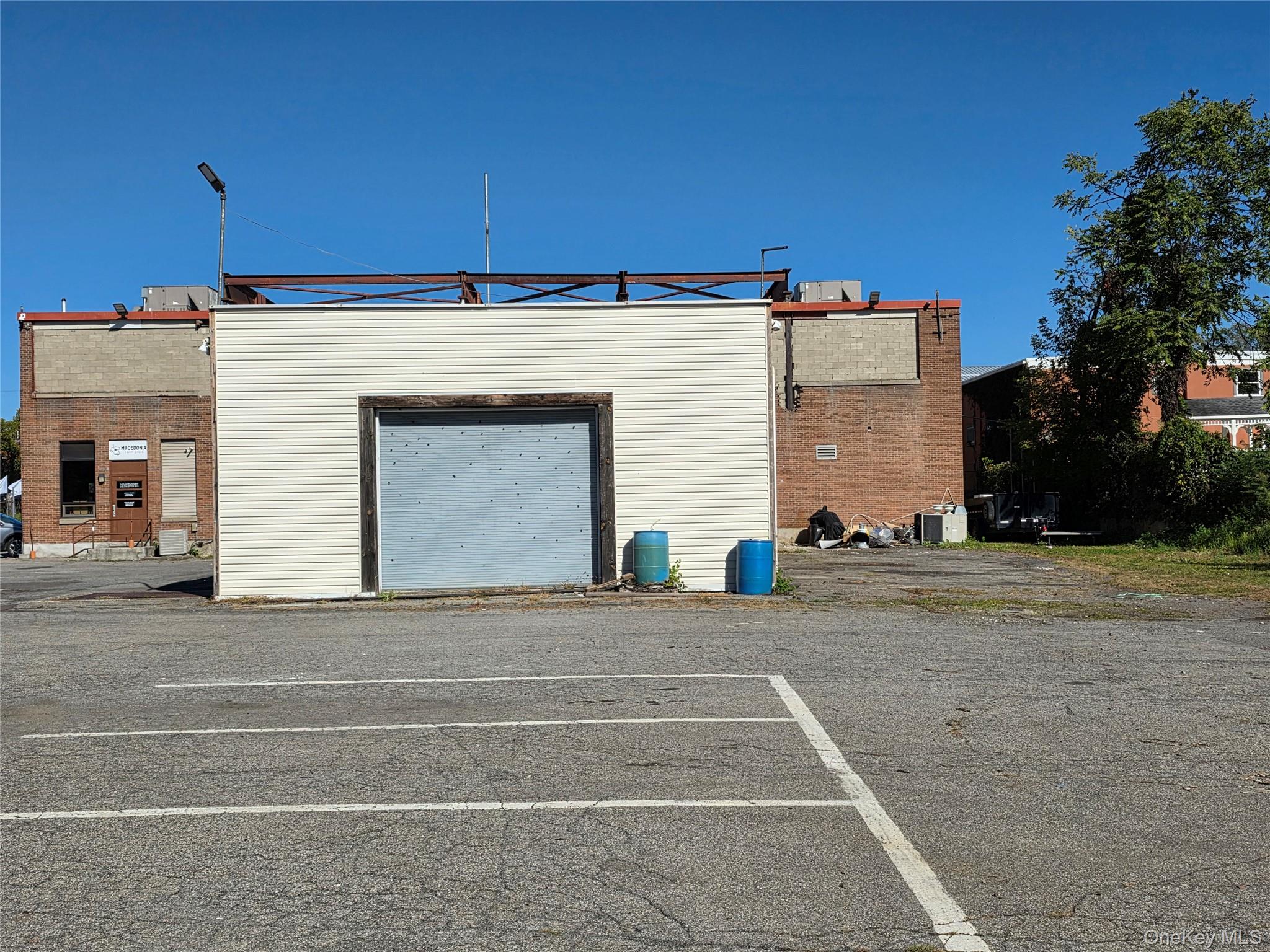 #3 photo, 85 Dickson Street, Newburgh , NY 12550