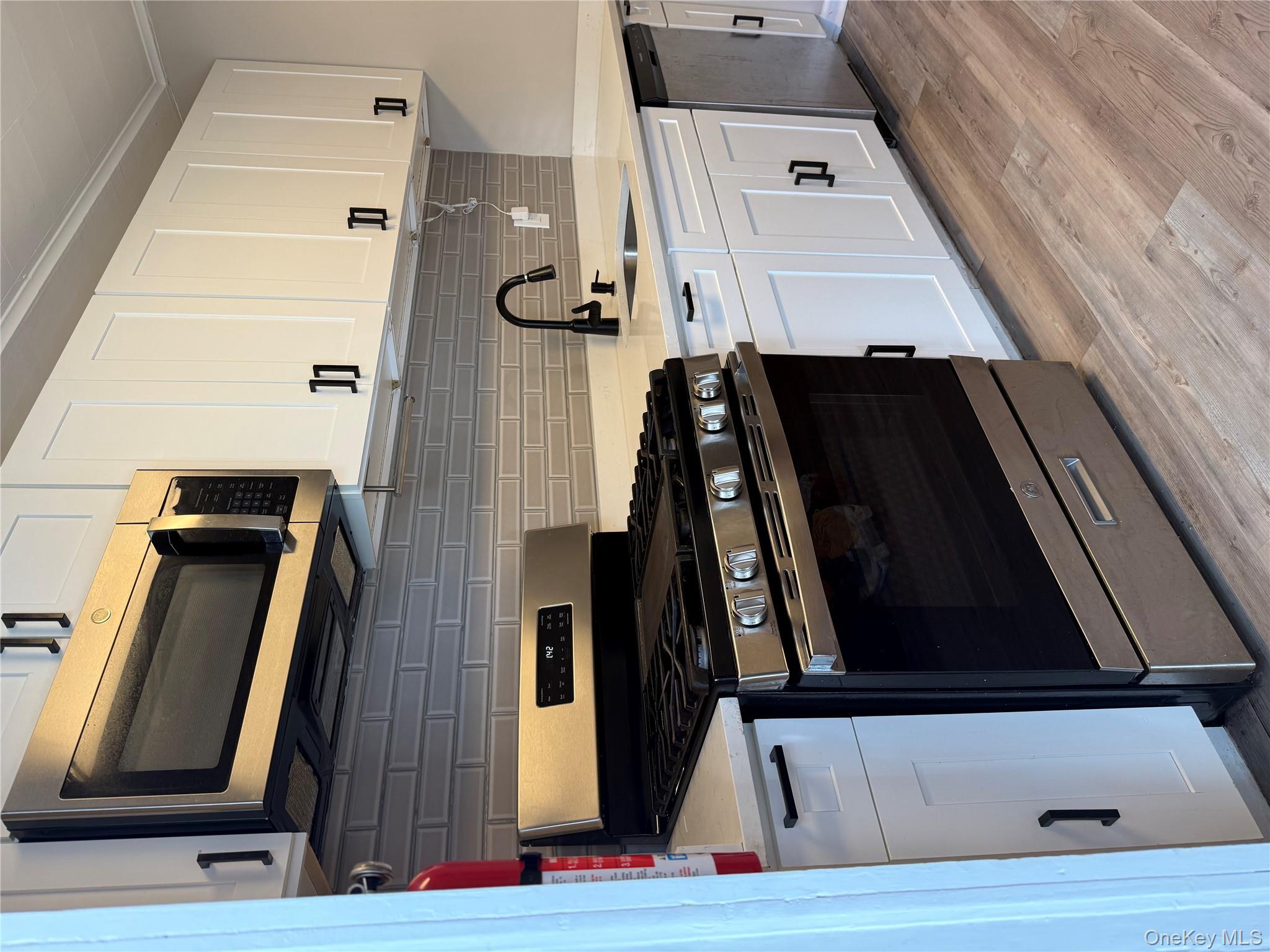 #3 photo, 437 Locust Street, Mount Vernon , NY 10552