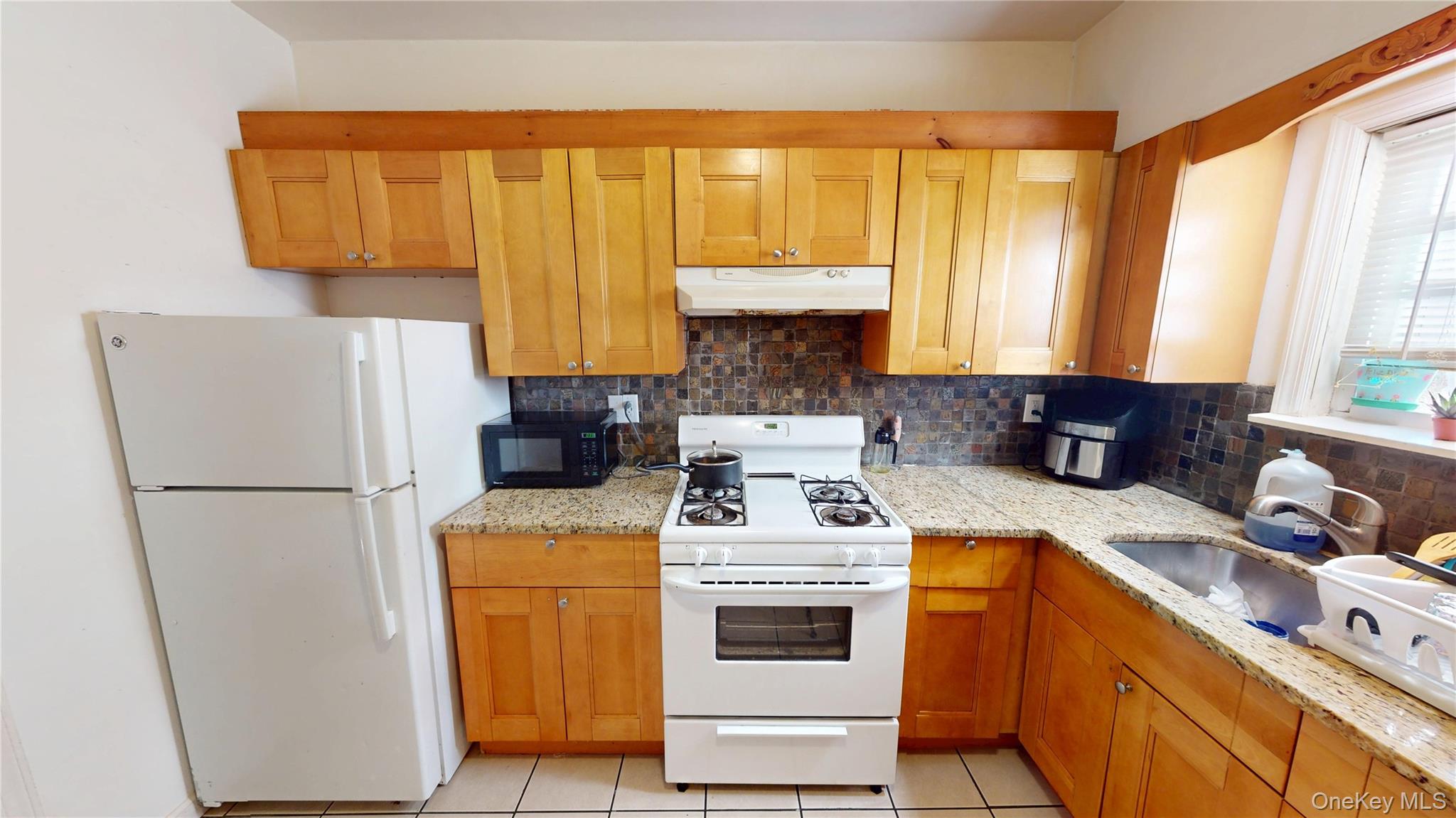 #2 photo, 24 5th Street, New Rochelle , NY 10801