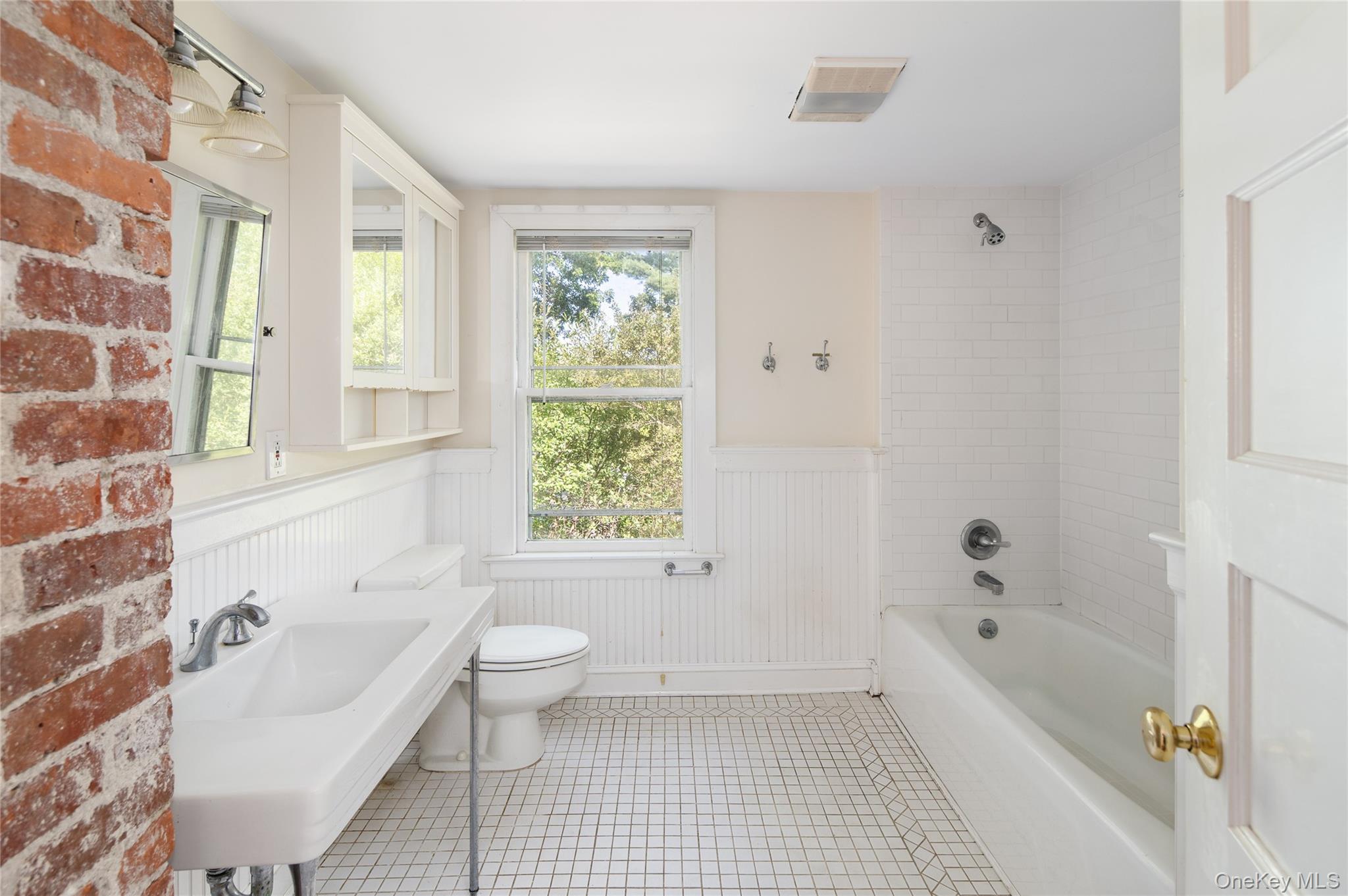 #14 photo, 31 Main Street, South Salem , NY 10590