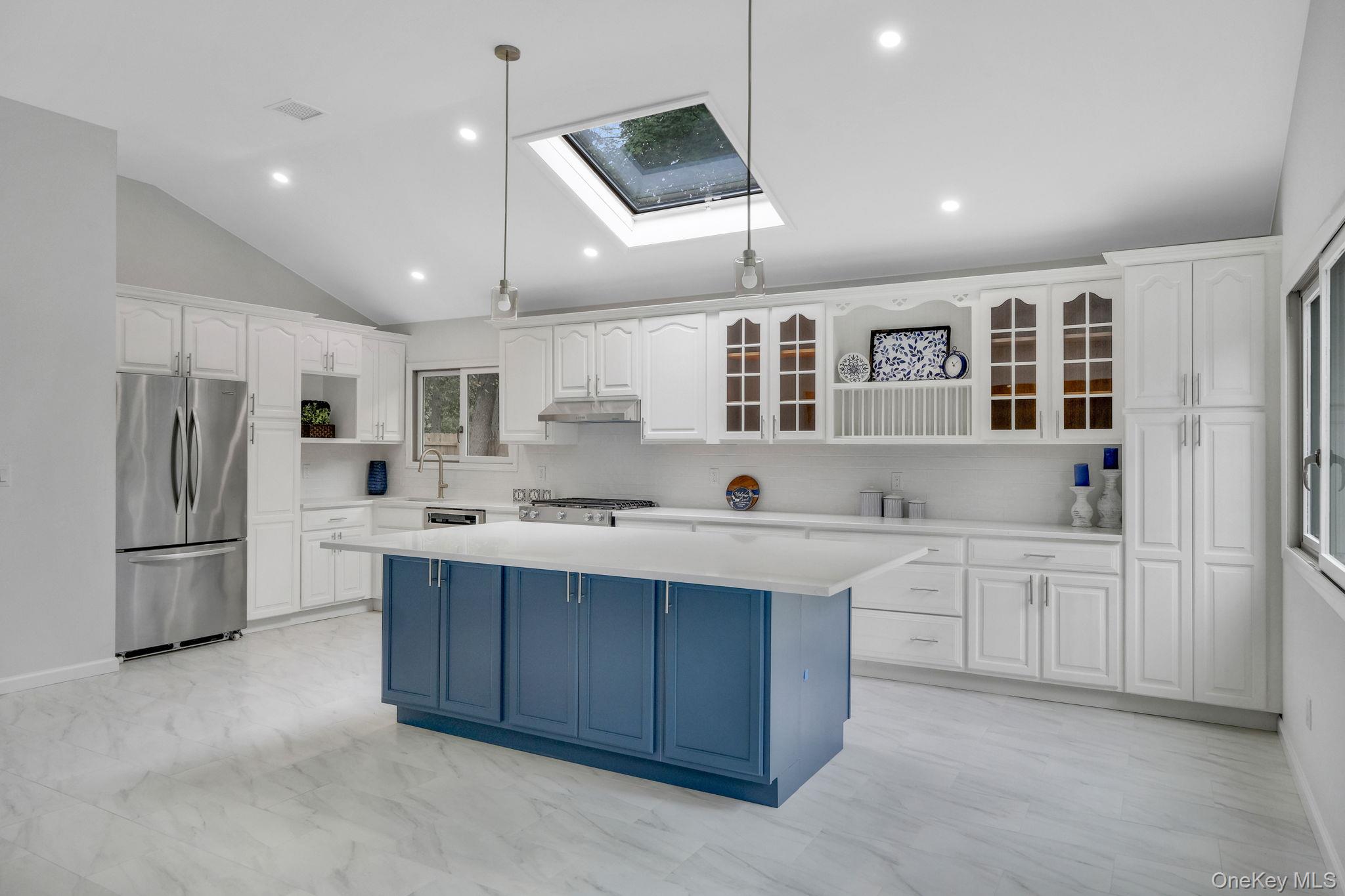 #5 photo, 11 Wildwood Road, サフォーク郡 Ridge , NY 11961