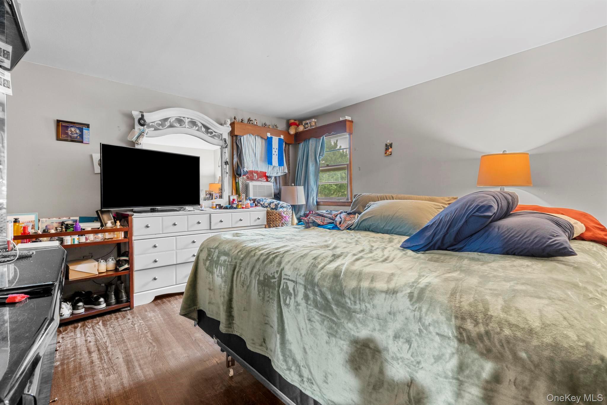 #15 photo, 123-125 Summerfield Avenue, Bridgeport , CT 06610