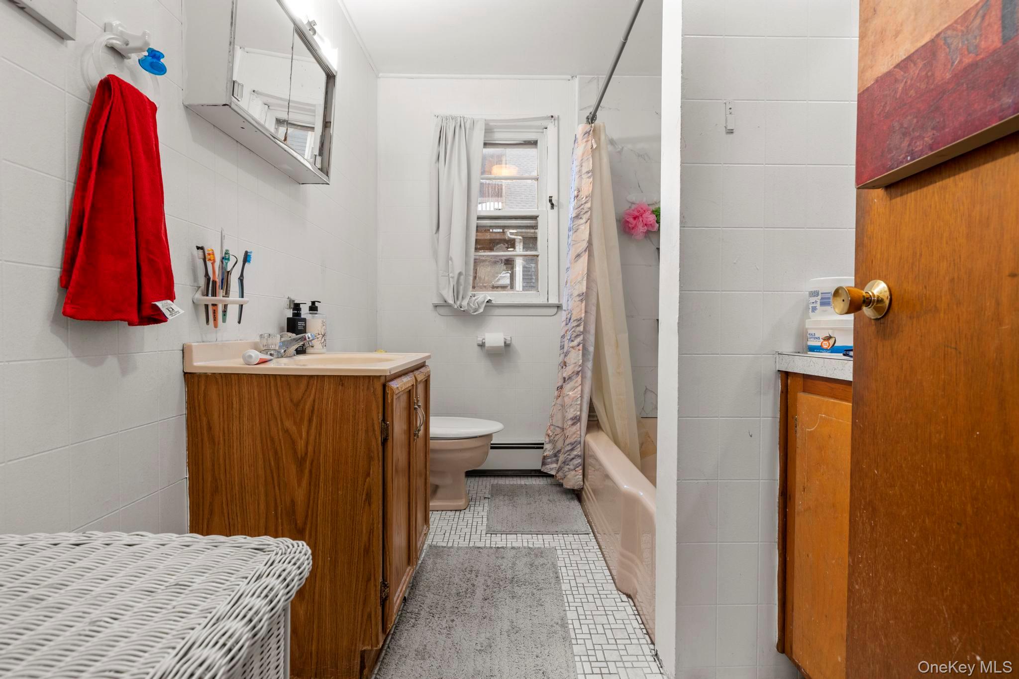 #17 photo, 123-125 Summerfield Avenue, Bridgeport , CT 06610