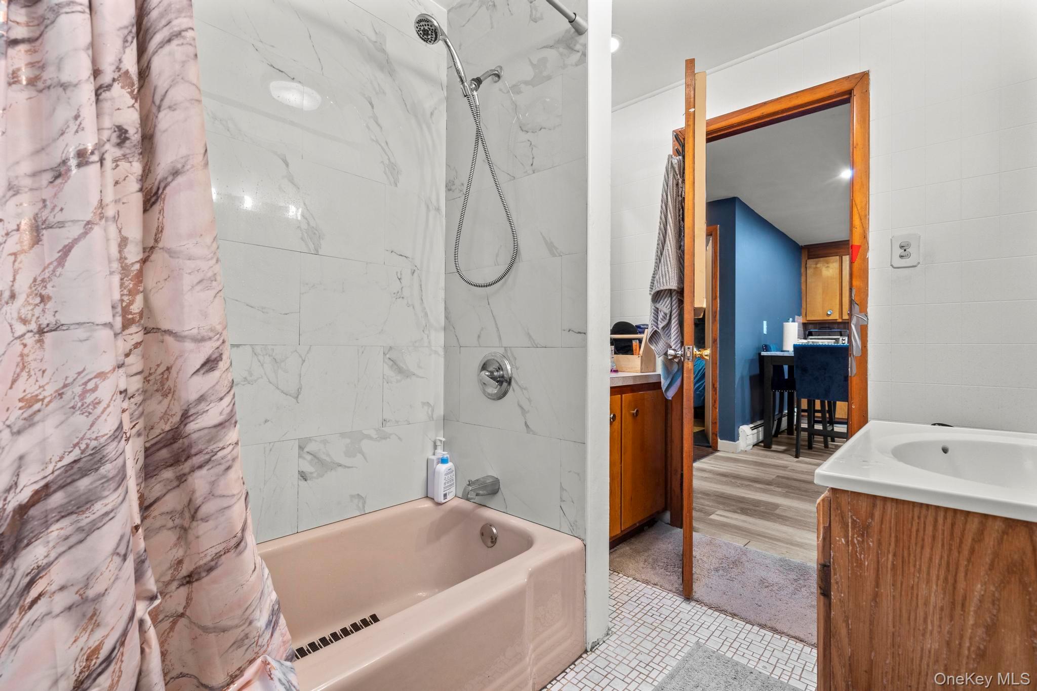 #18 photo, 123-125 Summerfield Avenue, Bridgeport , CT 06610