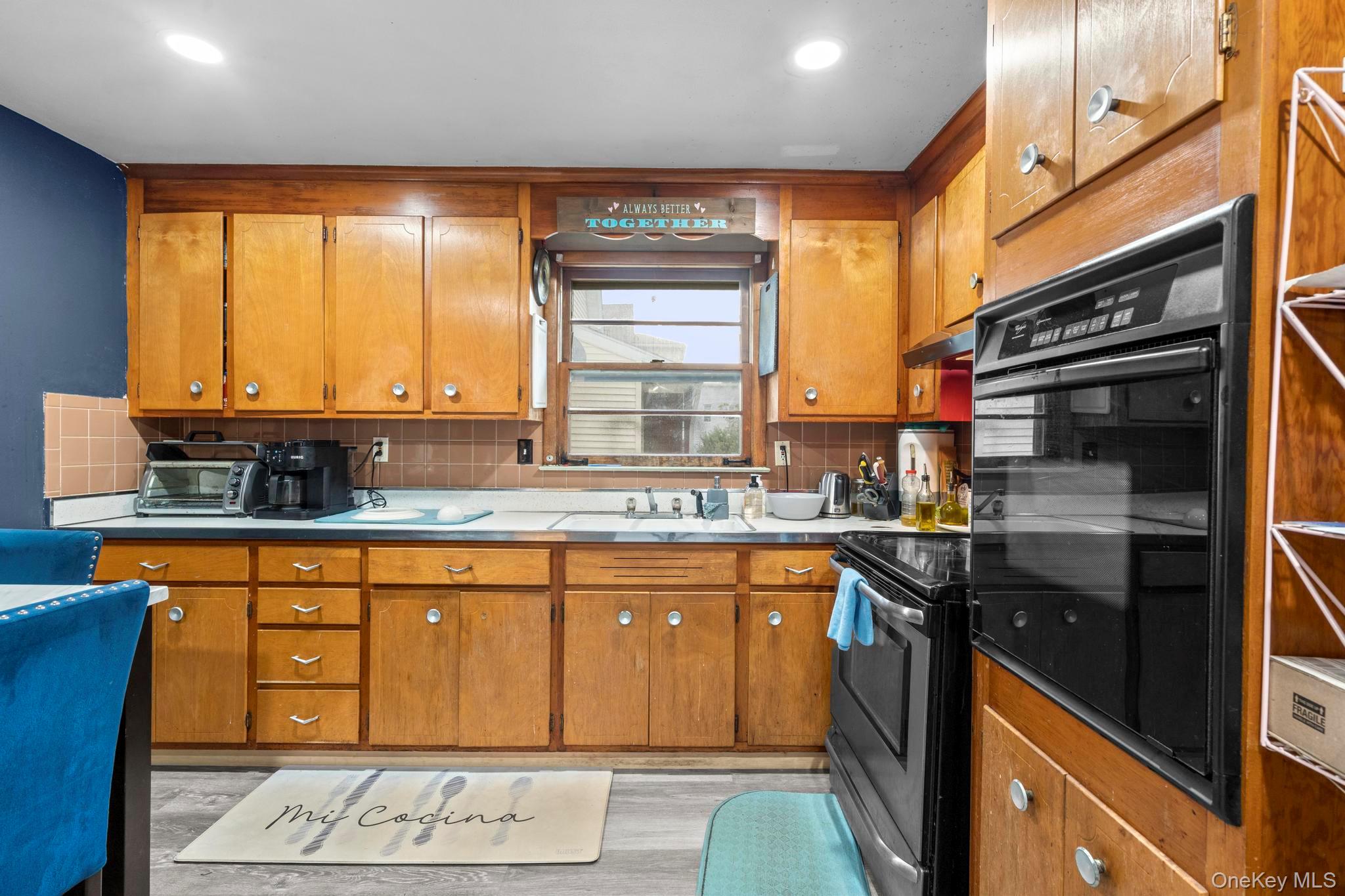 #20 photo, 123-125 Summerfield Avenue, Bridgeport , CT 06610