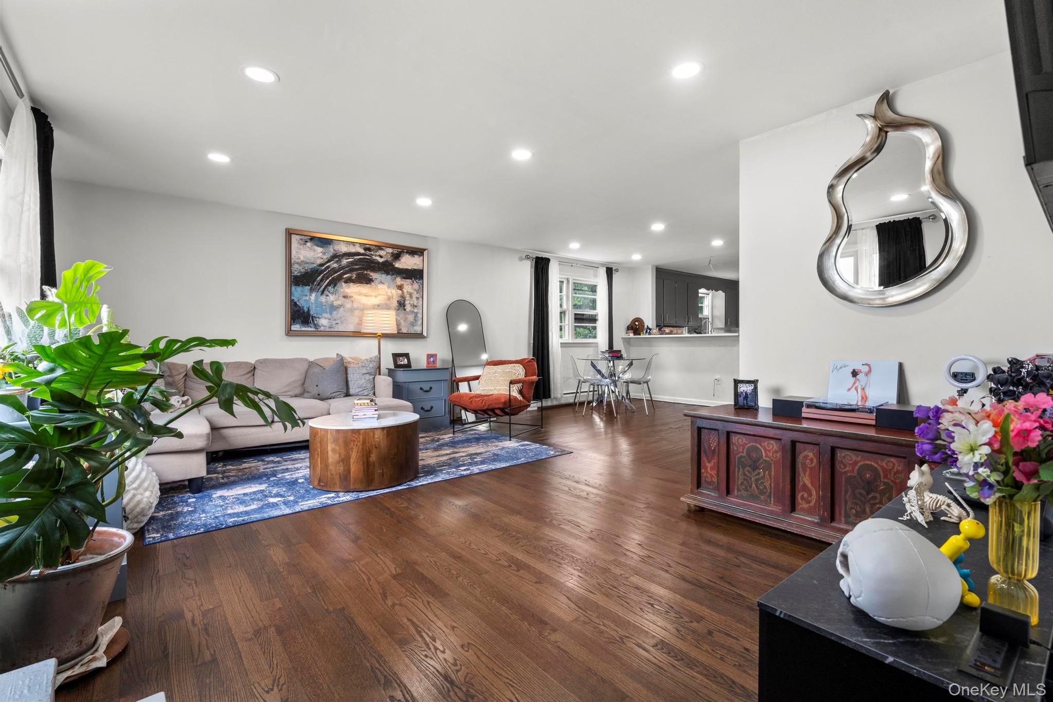 #3 photo, 123-125 Summerfield Avenue, Bridgeport , CT 06610