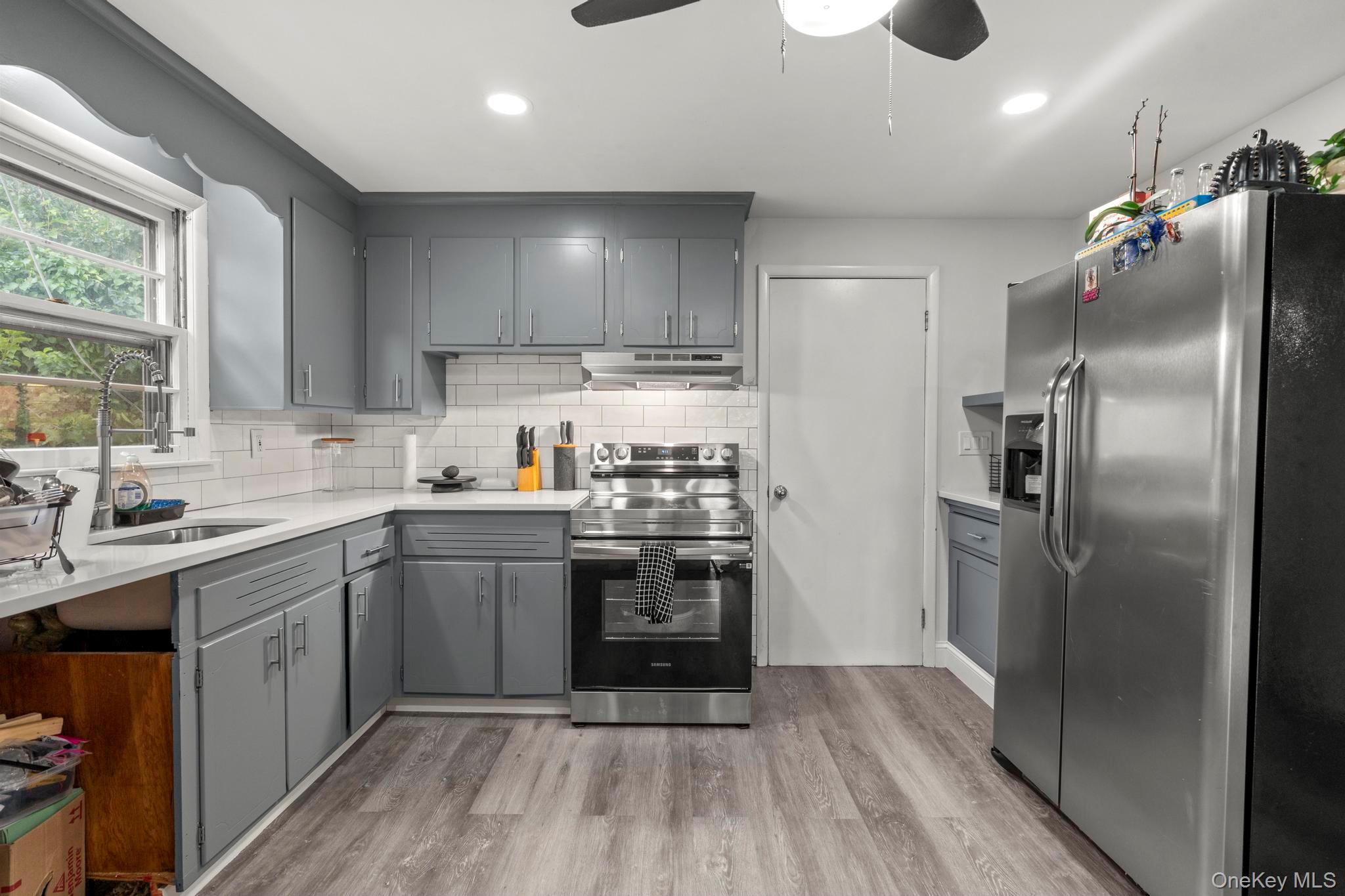 #8 photo, 123-125 Summerfield Avenue, Bridgeport , CT 06610