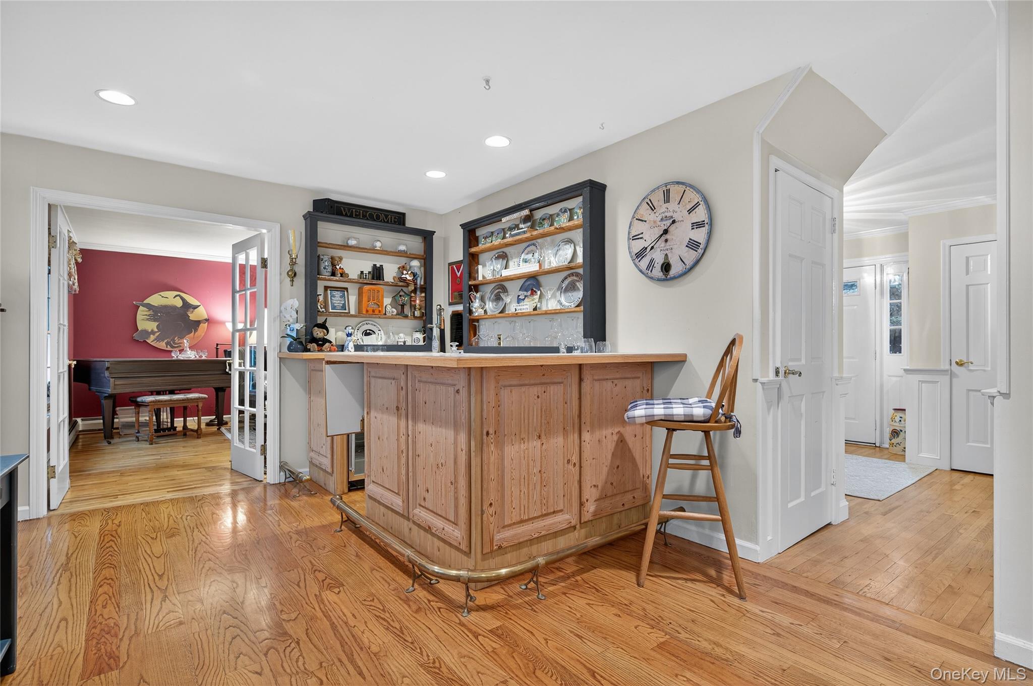 #10 photo, 10 Thorman Lane, Huntington , NY 11743