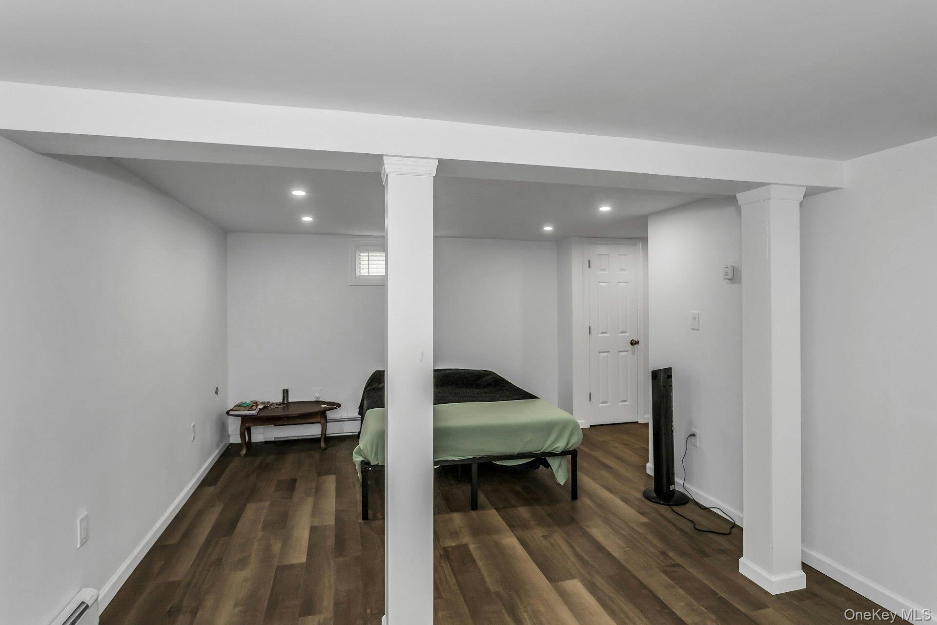 #16 photo, 4 W 11th Street, サフォーク郡 Huntington Station , NY 11746