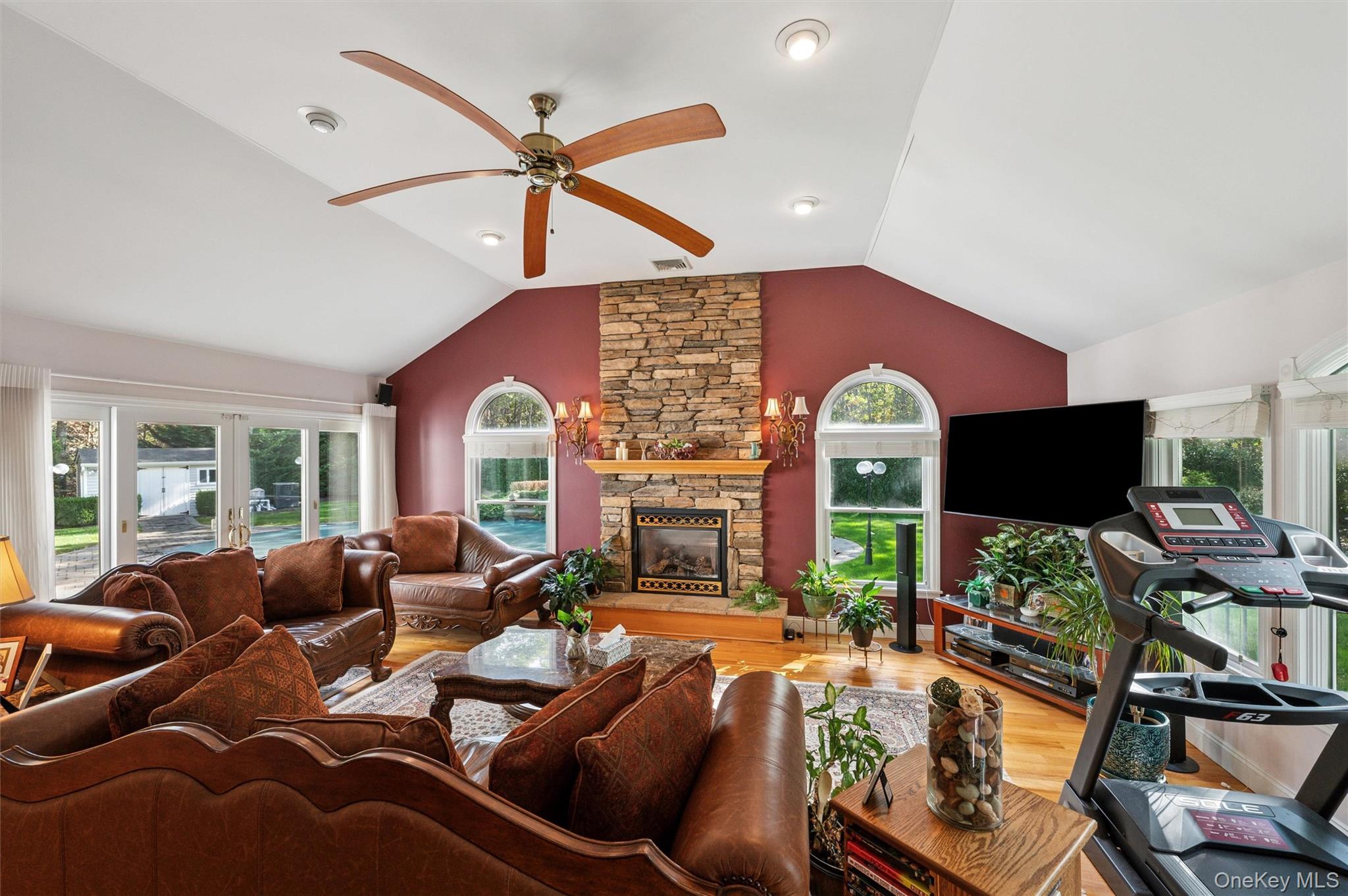 #5 photo, 4 Palace Court, サフォーク郡 Manorville , NY 11949