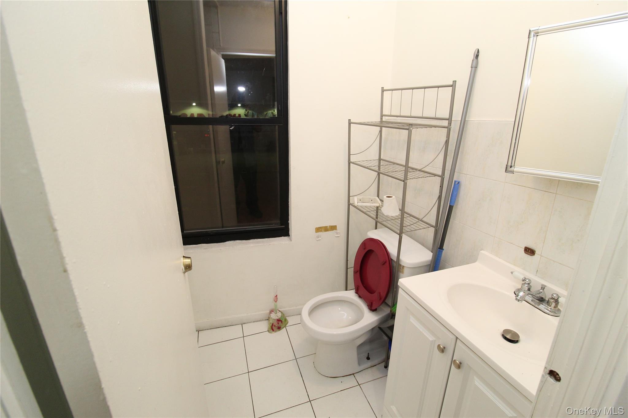 #8 photo, 211-77 Jamaica Avenue, クイーンズ区 Jamaica , NY 11428