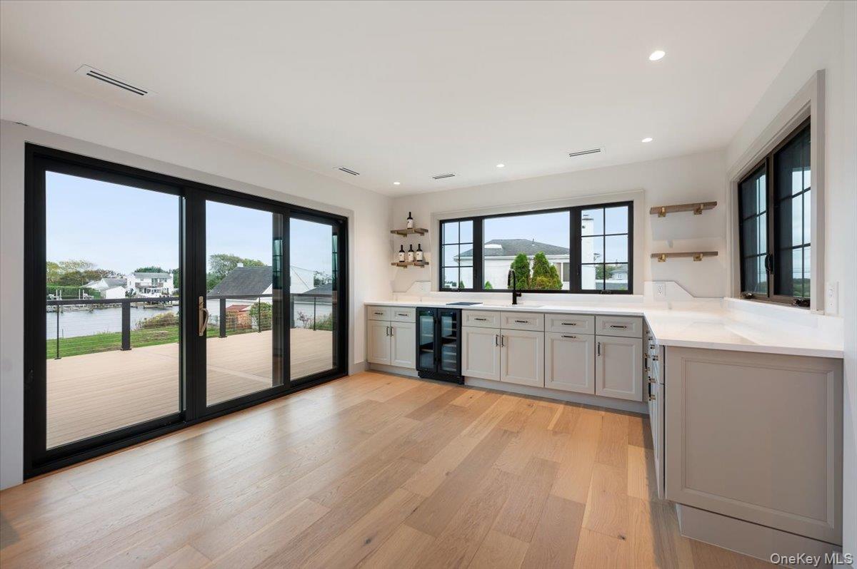 #12 photo, 147 W Bayberry Road, サフォーク郡 Islip , NY 11751