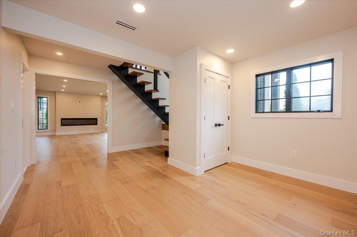 #20 photo, 147 W Bayberry Road, サフォーク郡 Islip , NY 11751