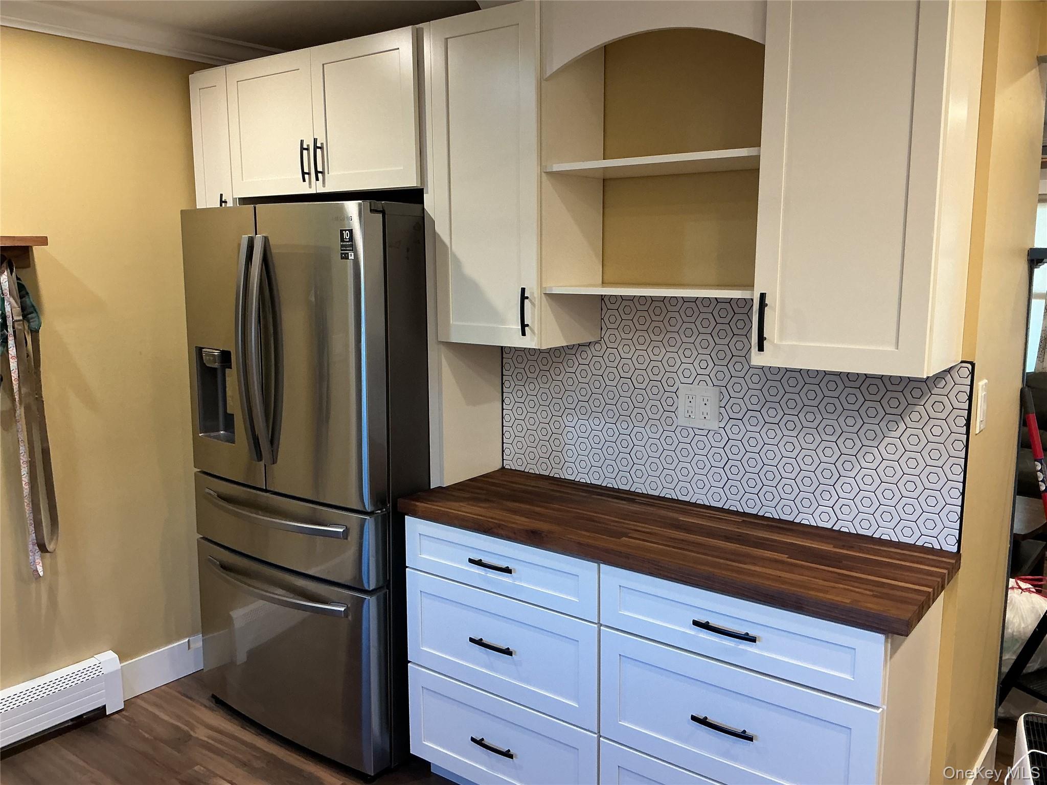 #3 photo, 29 Cottonwood Lane, ナッソー郡 Westbury , NY 11590