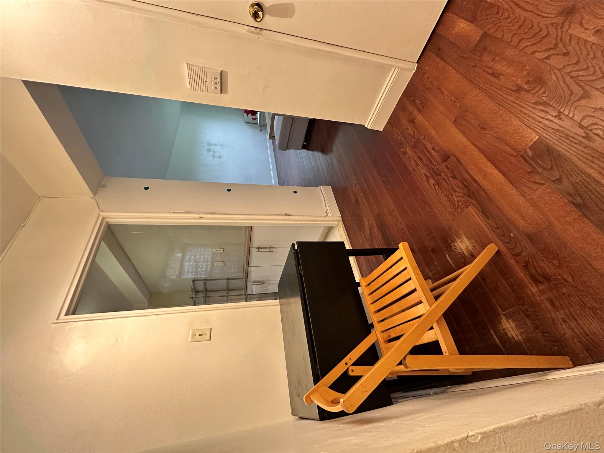 #3 photo, 150-30 71 Avenue, クイーンズ区 Kew Garden Hills , NY 11367