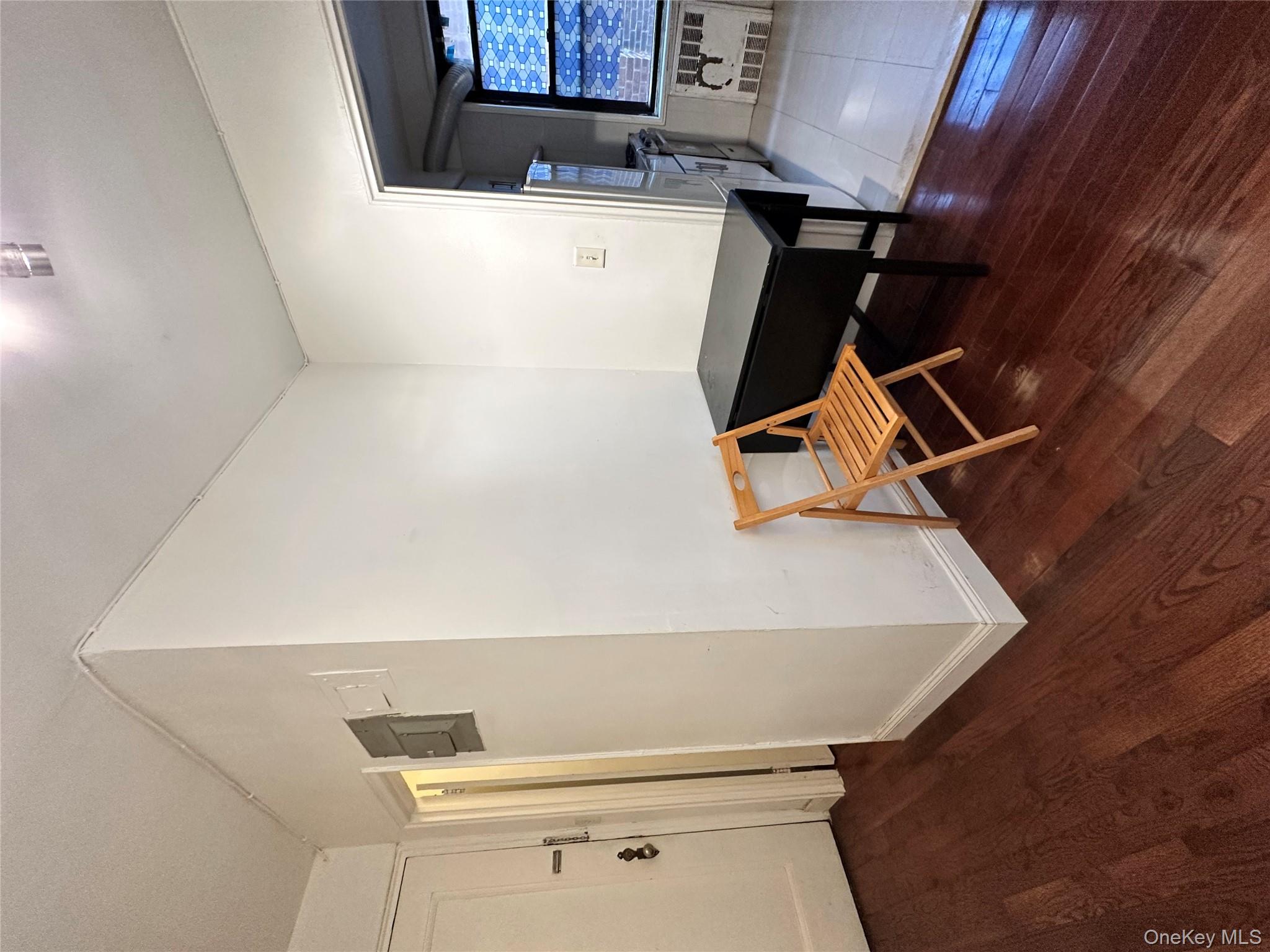 #8 photo, 150-30 71 Avenue, クイーンズ区 Kew Garden Hills , NY 11367