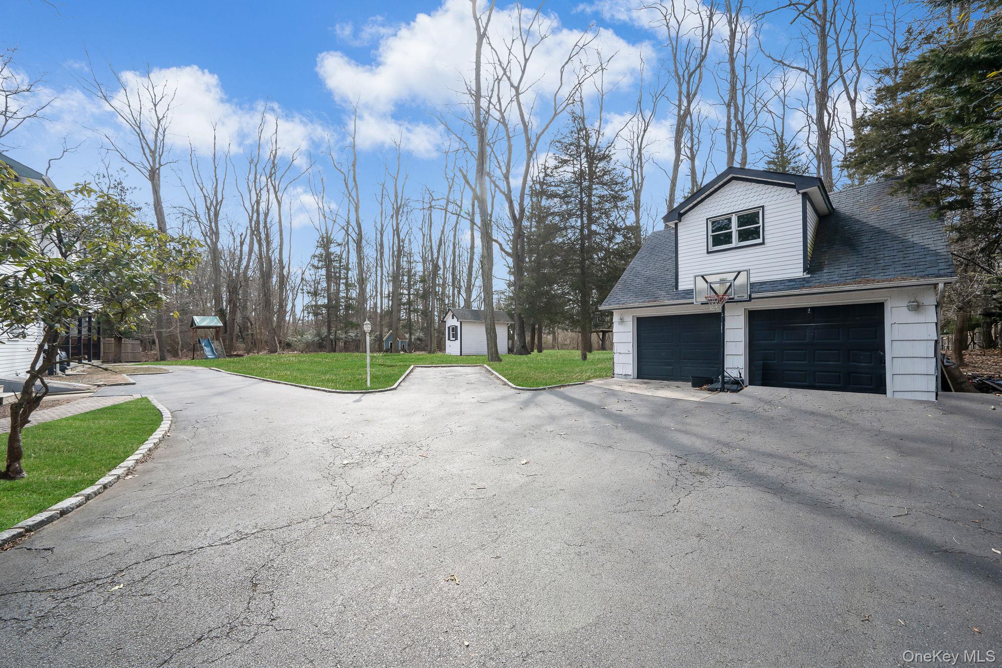 #4 photo, 12 Lakeside Drive, サフォーク郡 Middle Island , NY 11953