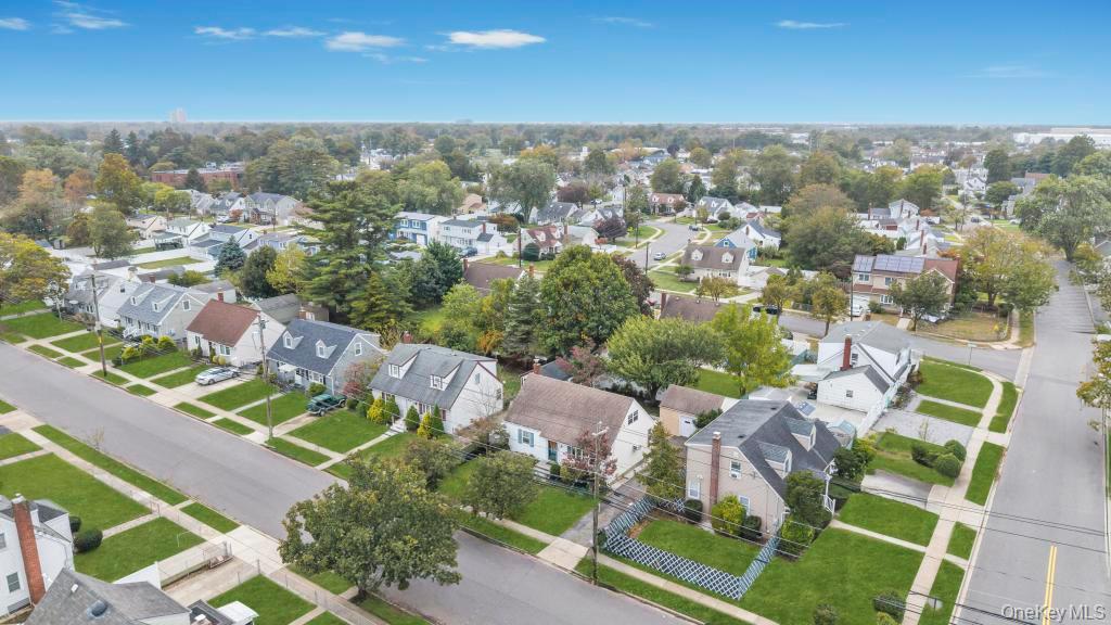 #2 photo, 60 Underhill Avenue, ナッソー郡 Hicksville , NY 11801