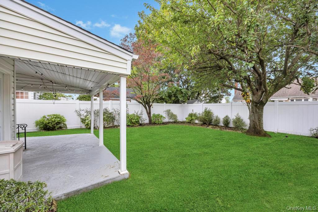 #3 photo, 60 Underhill Avenue, ナッソー郡 Hicksville , NY 11801