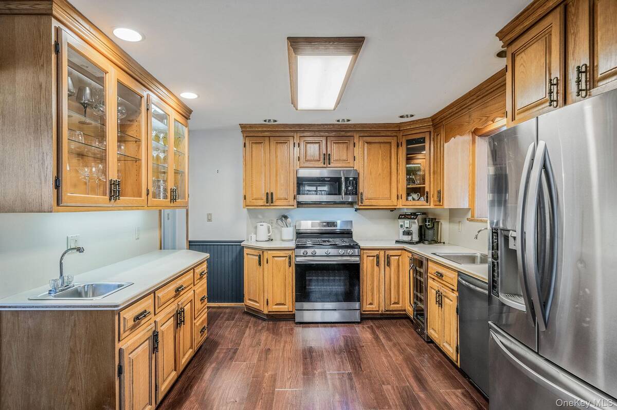 #15 photo, 60 Lake Shore Drive, サフォーク郡 Patchogue , NY 11772