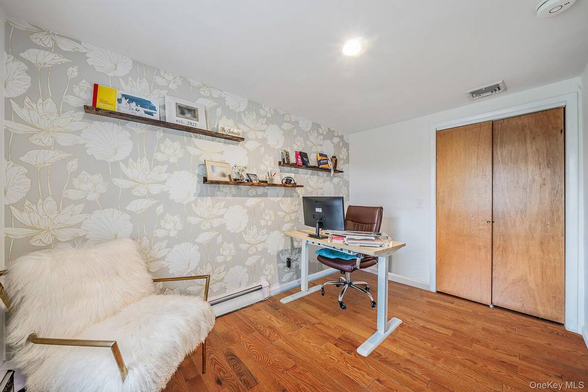 #24 photo, 60 Lake Shore Drive, サフォーク郡 Patchogue , NY 11772