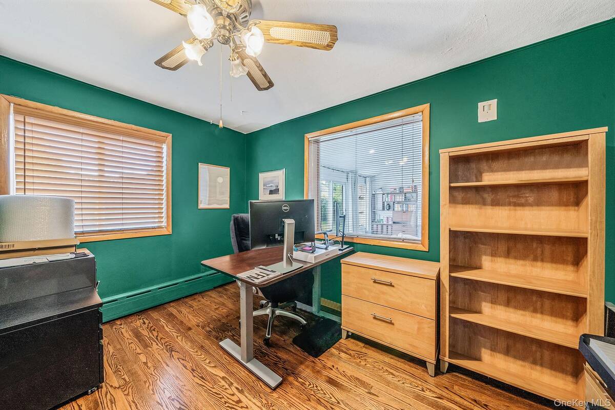 #28 photo, 60 Lake Shore Drive, サフォーク郡 Patchogue , NY 11772